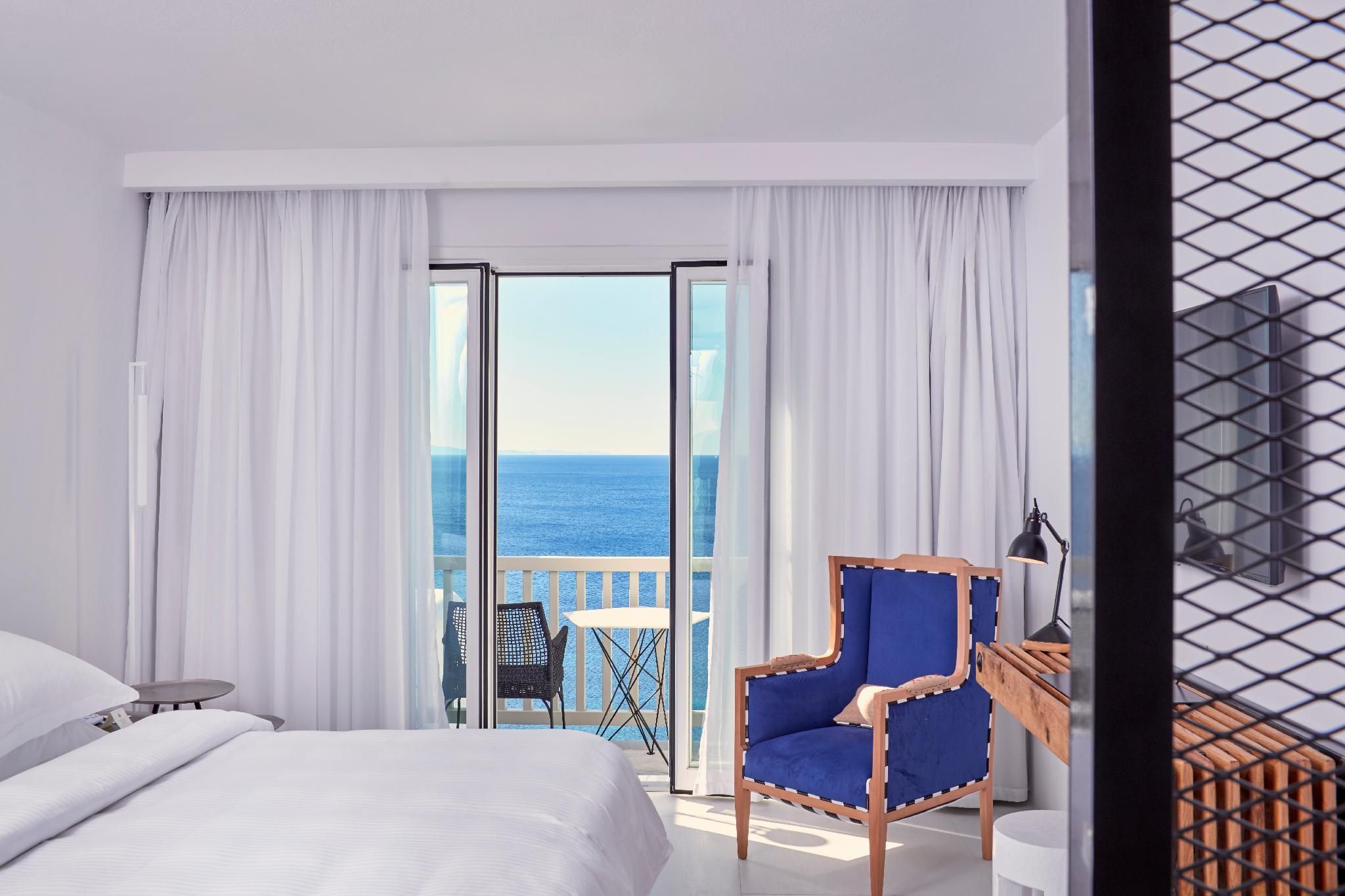 Premium Room with Sea View and Outdoor Jacuzzi