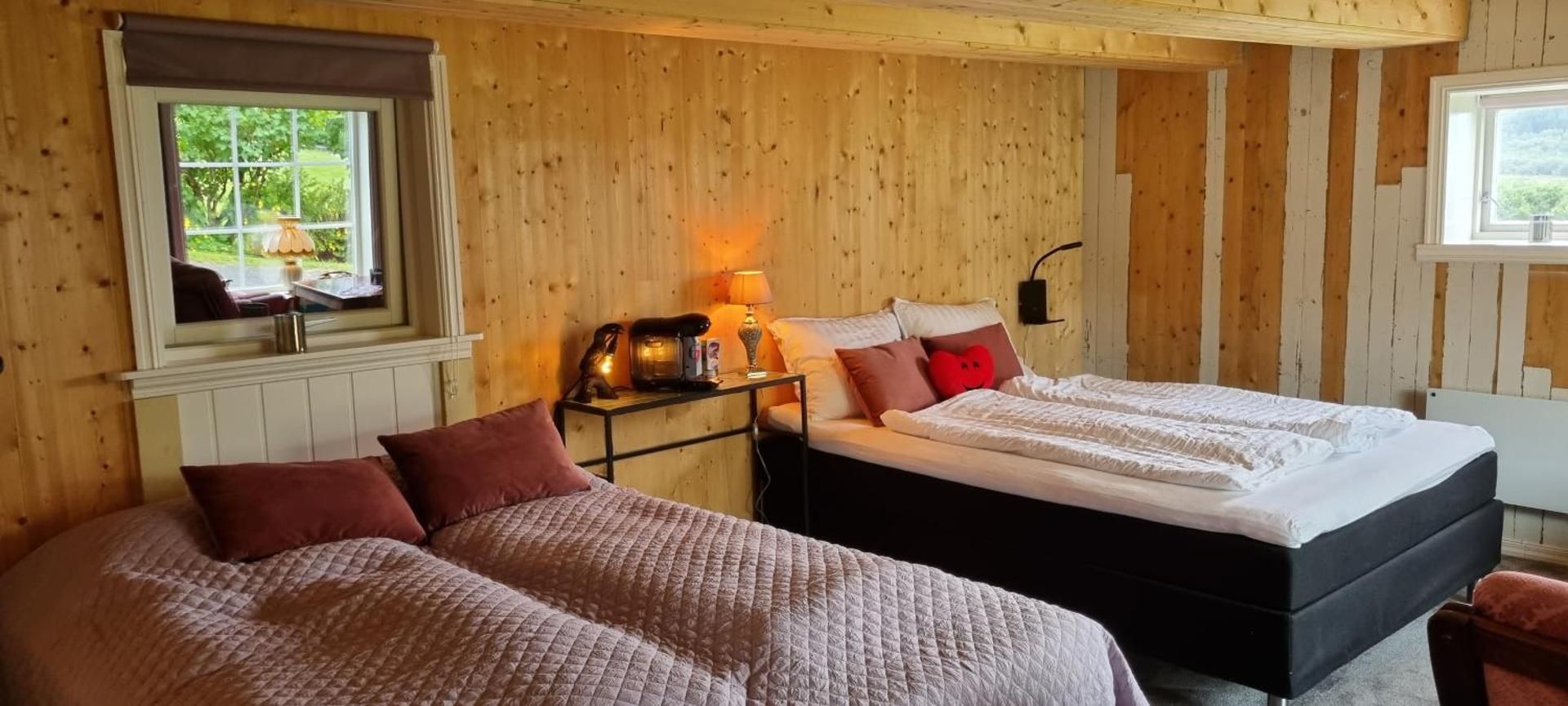 Quadruple Room with Shared Bathroom