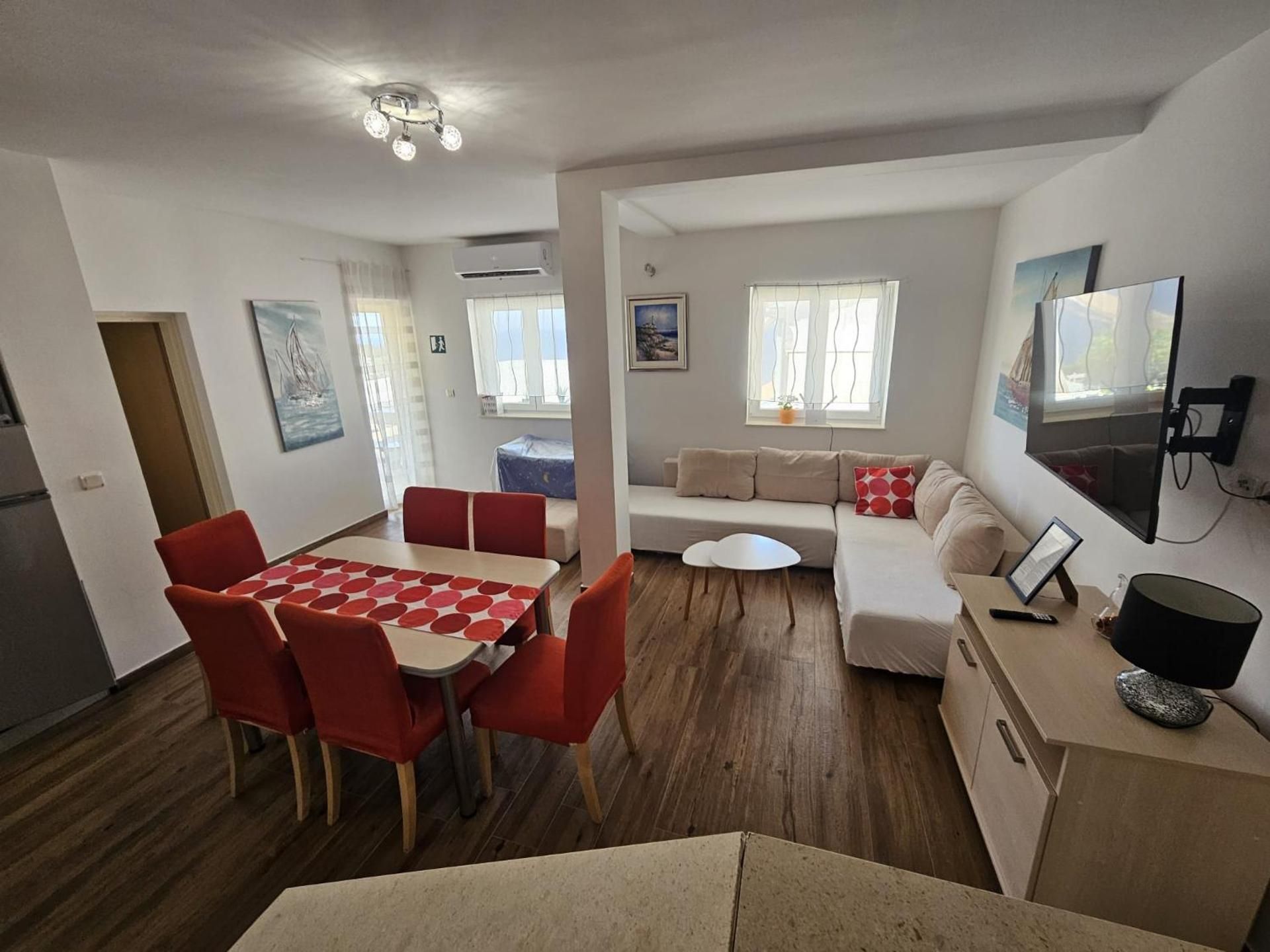 Two-Bedroom Apartment with Terrace and Sea View