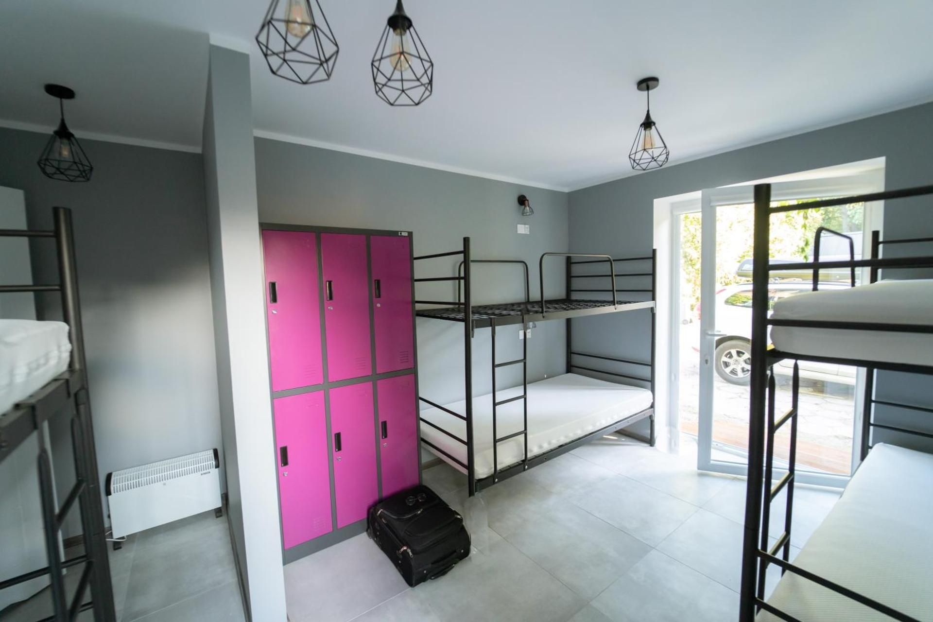 Bunk Bed in Mixed Dormitory Room