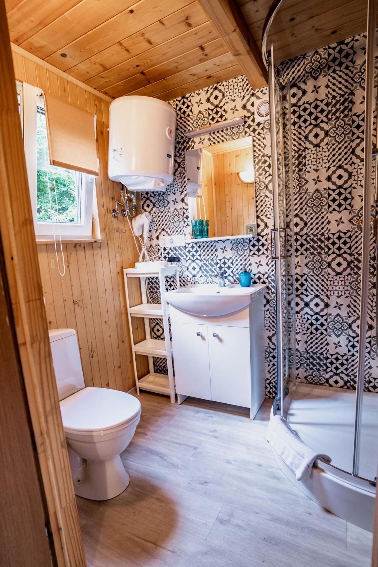 Standard Chalet (5+1)