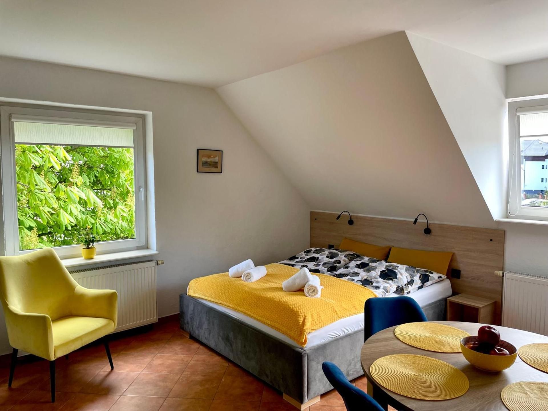 Quadruple Room with Private Bathroom