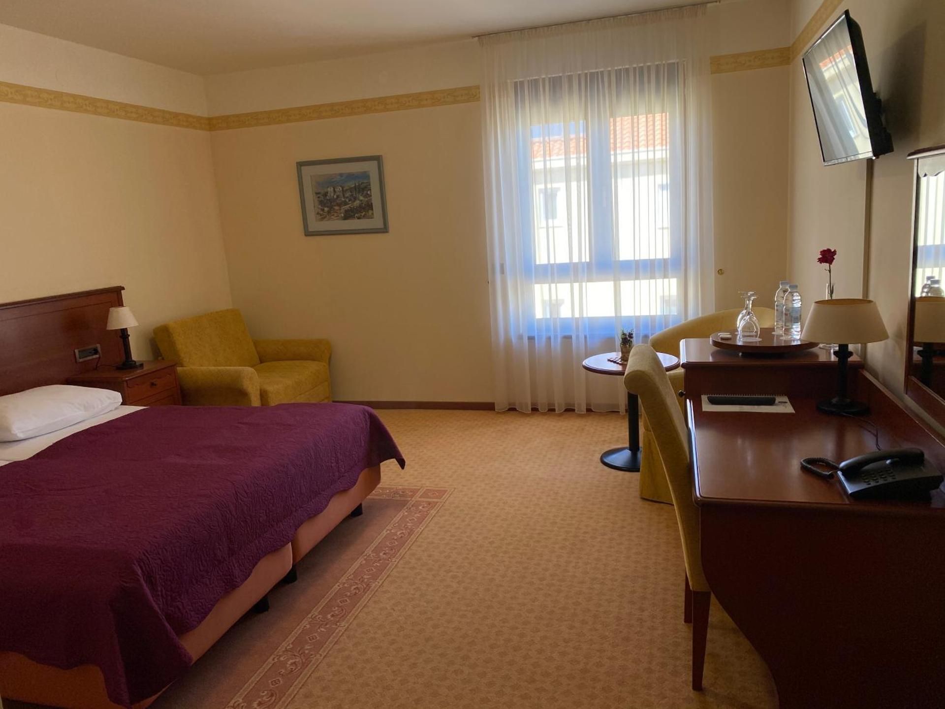 Double or Twin Room - without Balcony