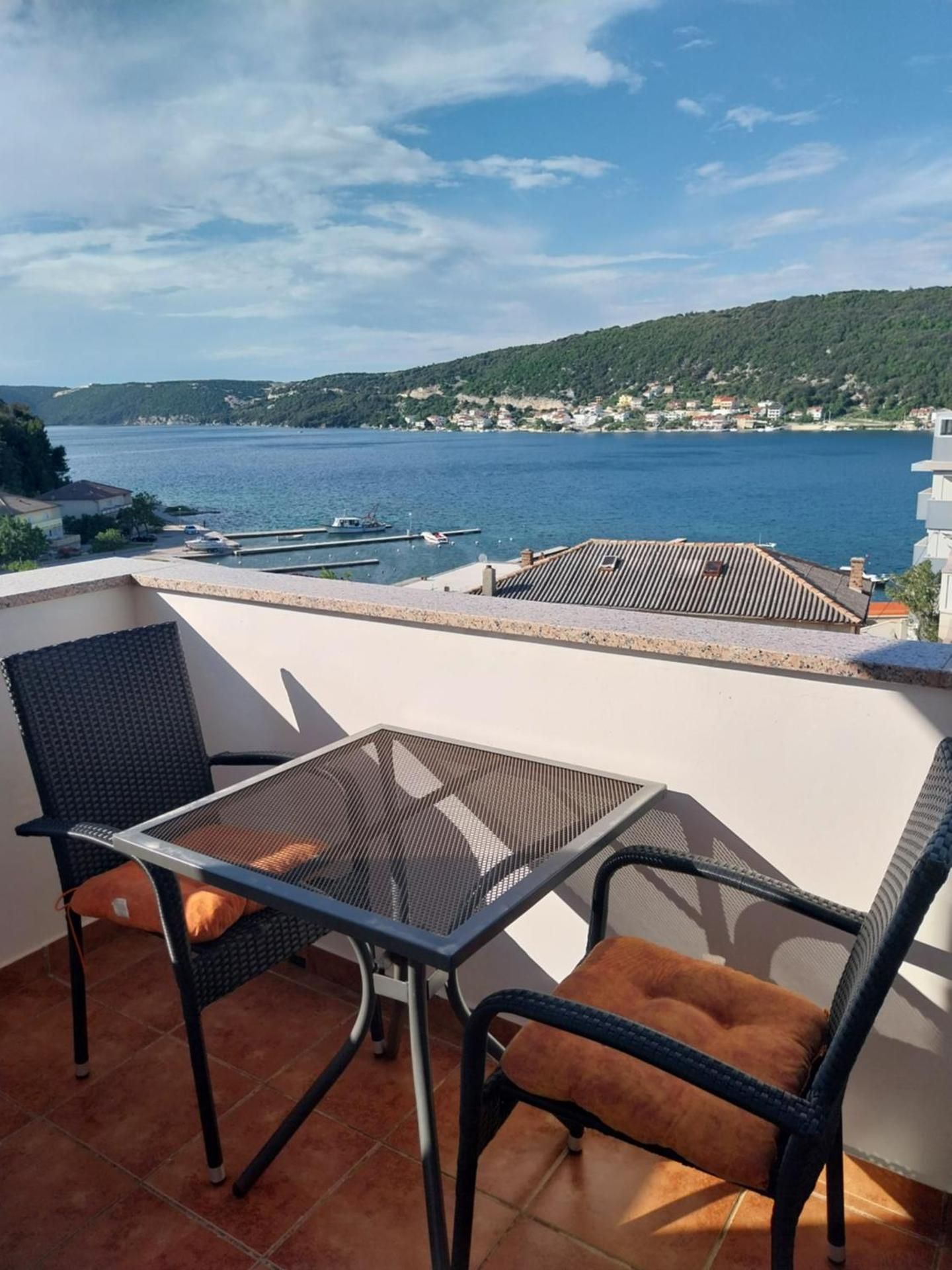 Studio Apartment with Sea View
