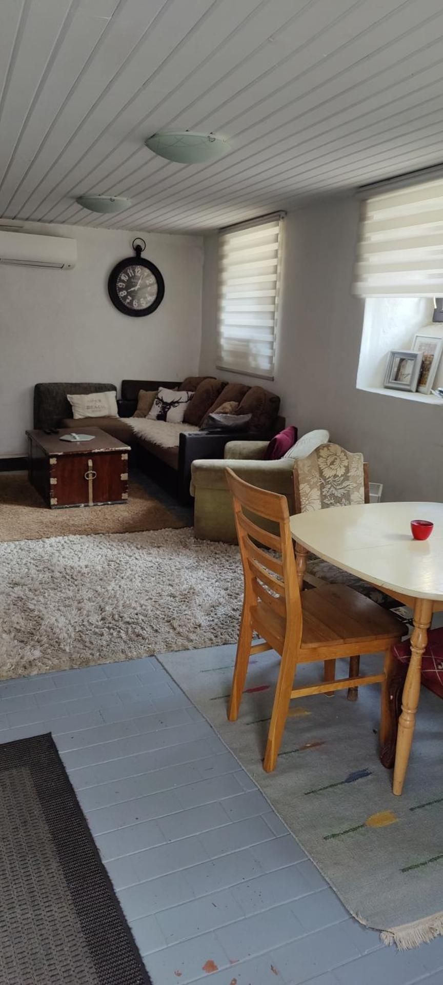 One-Bedroom Apartment - Non-Smoking
