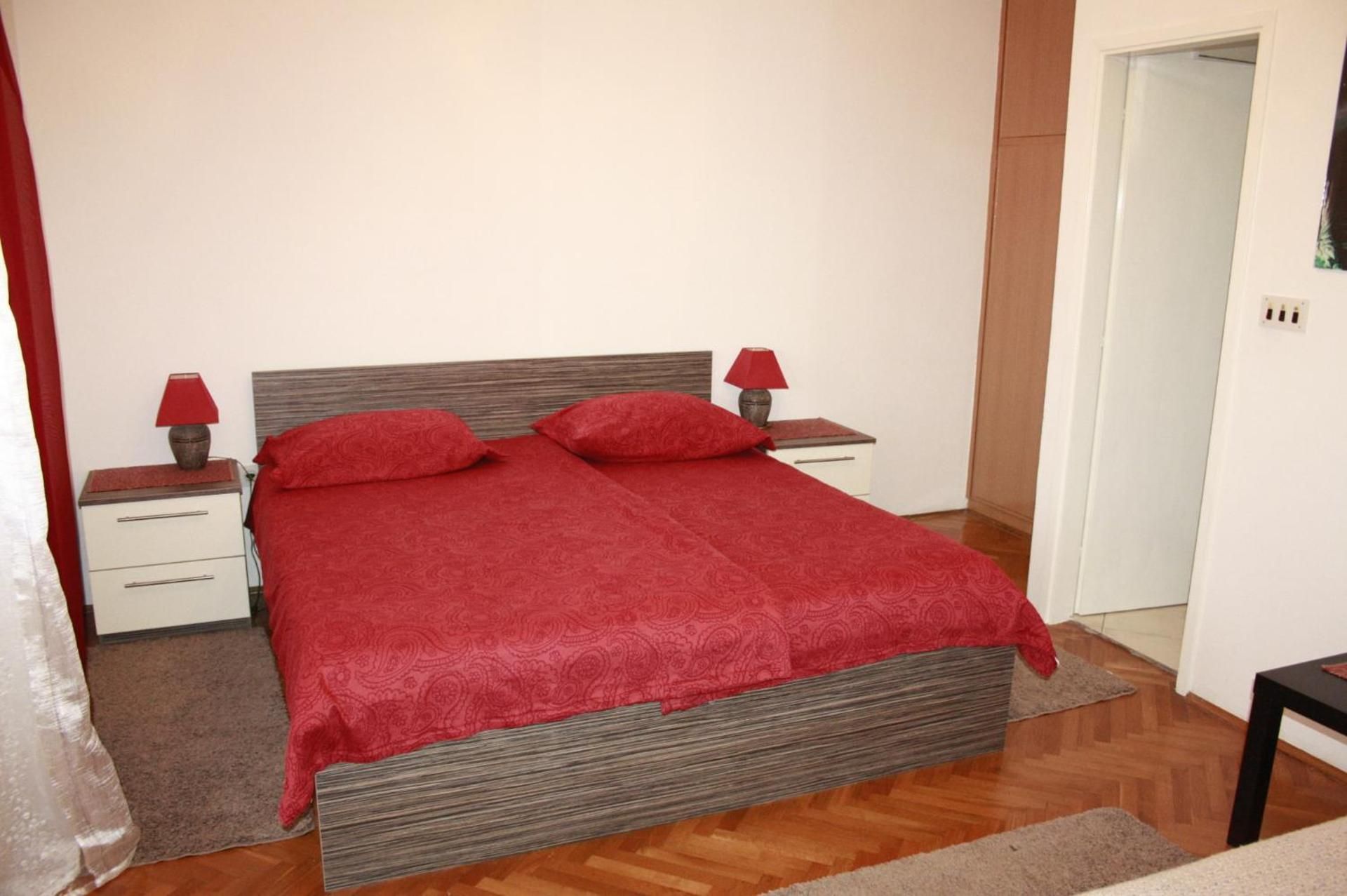 Deluxe Double Room with Extra Bed