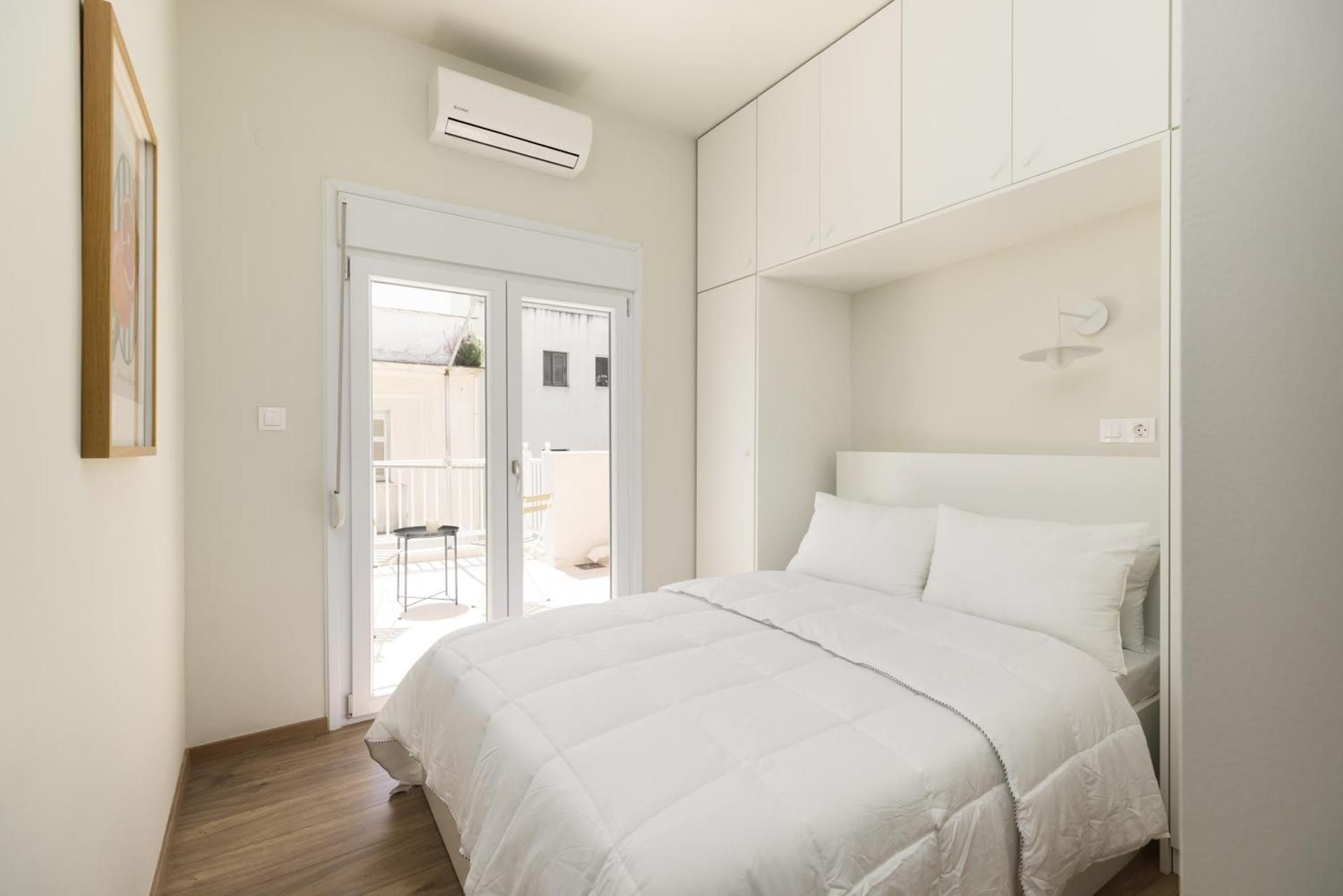 One-Bedroom Apartment with Balcony