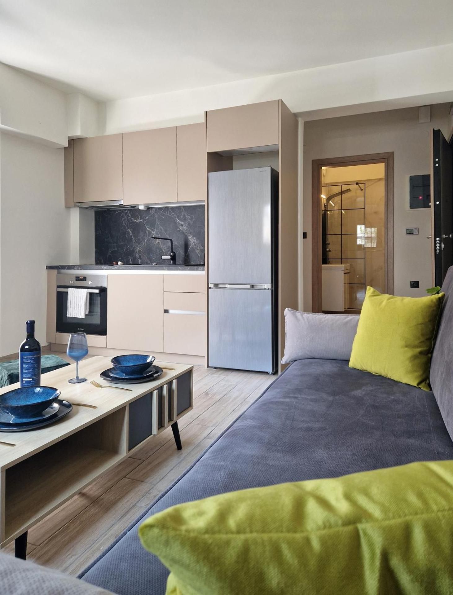 Apartment with Balcony