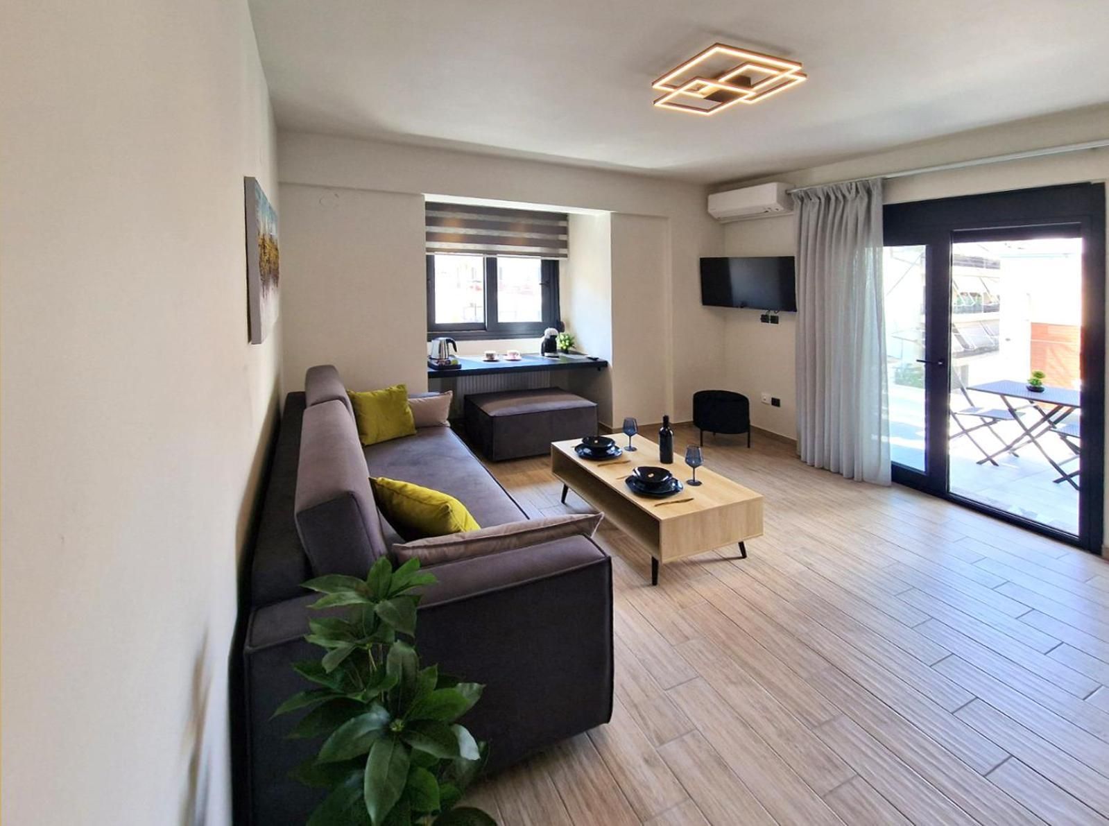 Apartment with City View