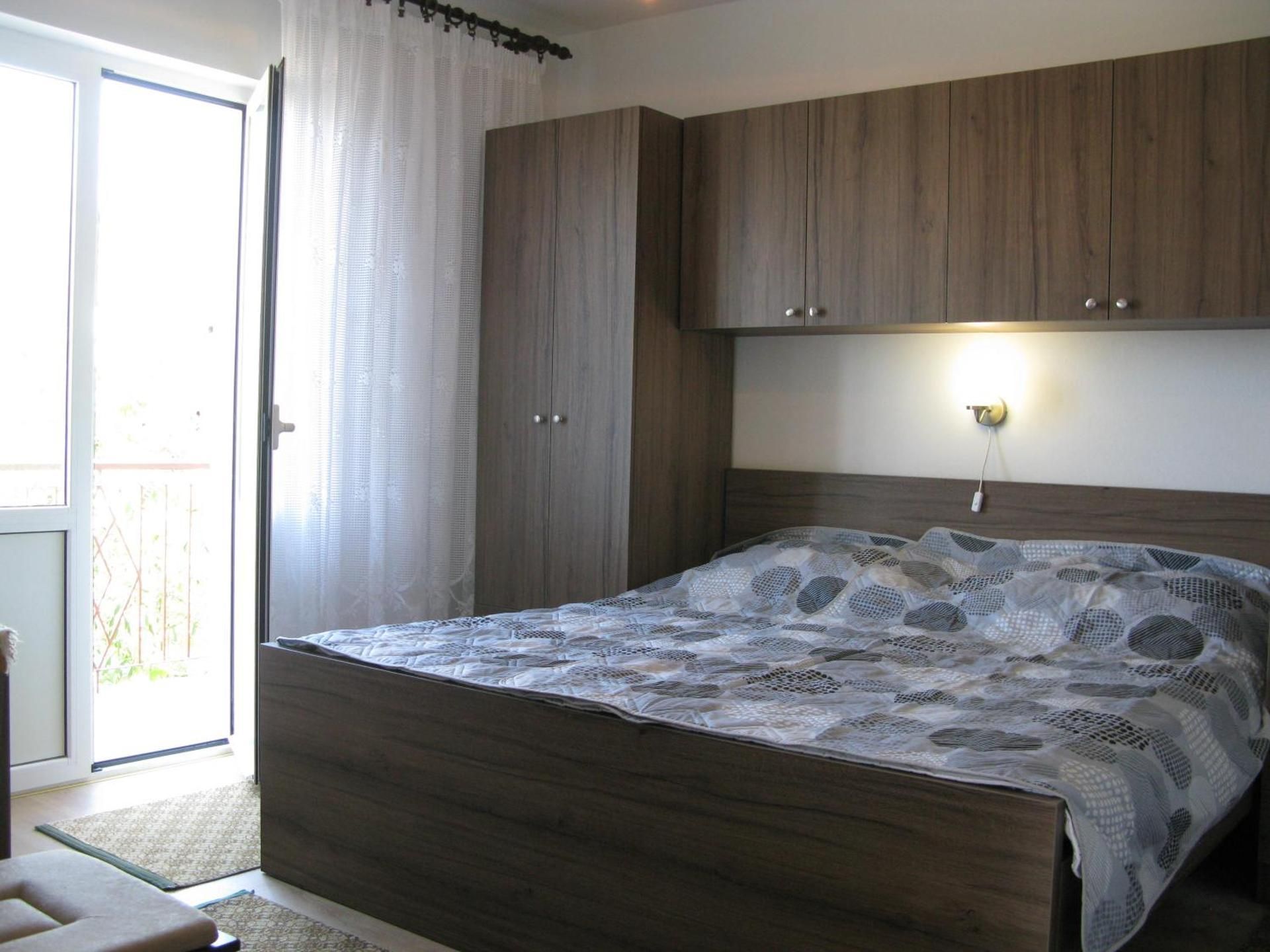 One-Bedroom Apartment with Sea View and Terrace