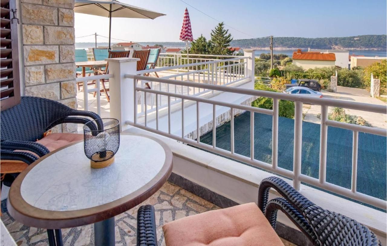 Two-Bedroom Apartment with Balcony with Sea View