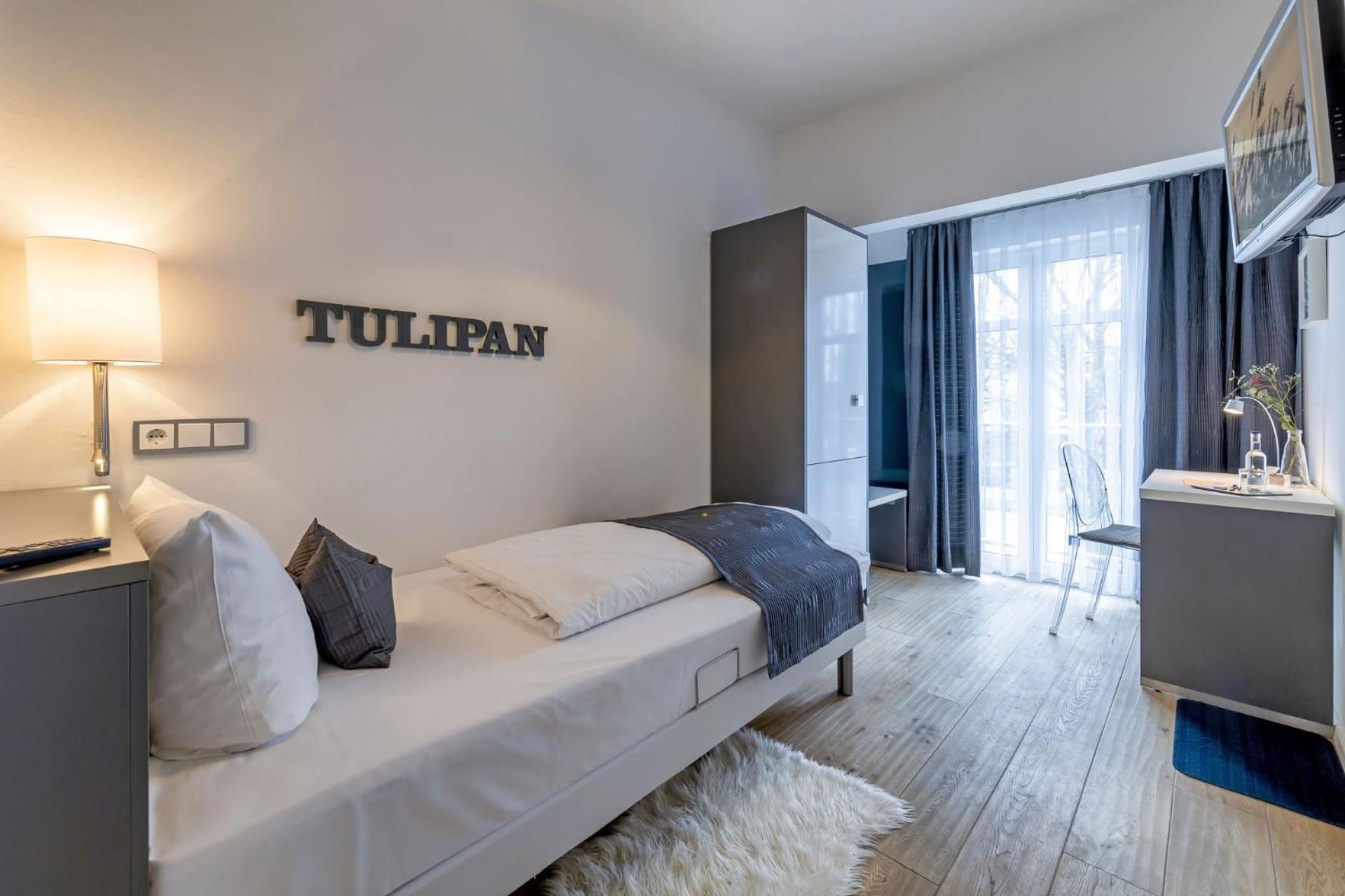 Small Single Room