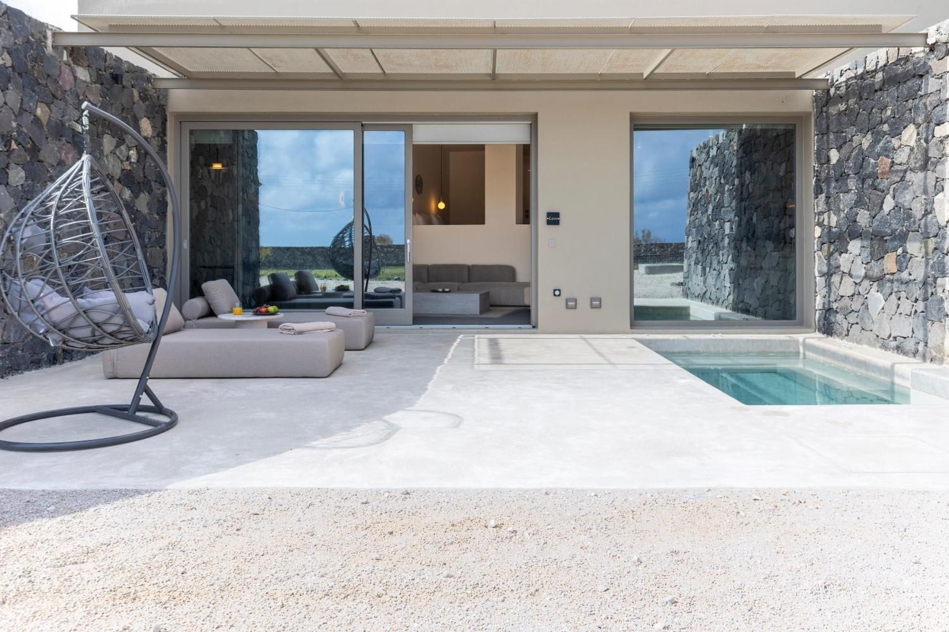 Santopaz Suites