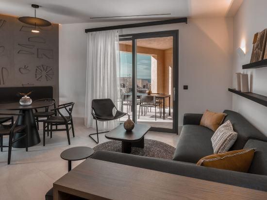 Novos Villa With Pool, 2 Bedroom Villa, Bedroom 1: 1 King, Bedroom 2: 2 Twin, Sea View, Pool