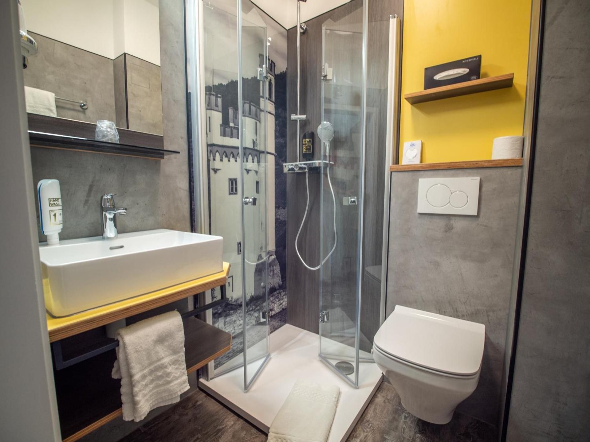 Standard Single Room