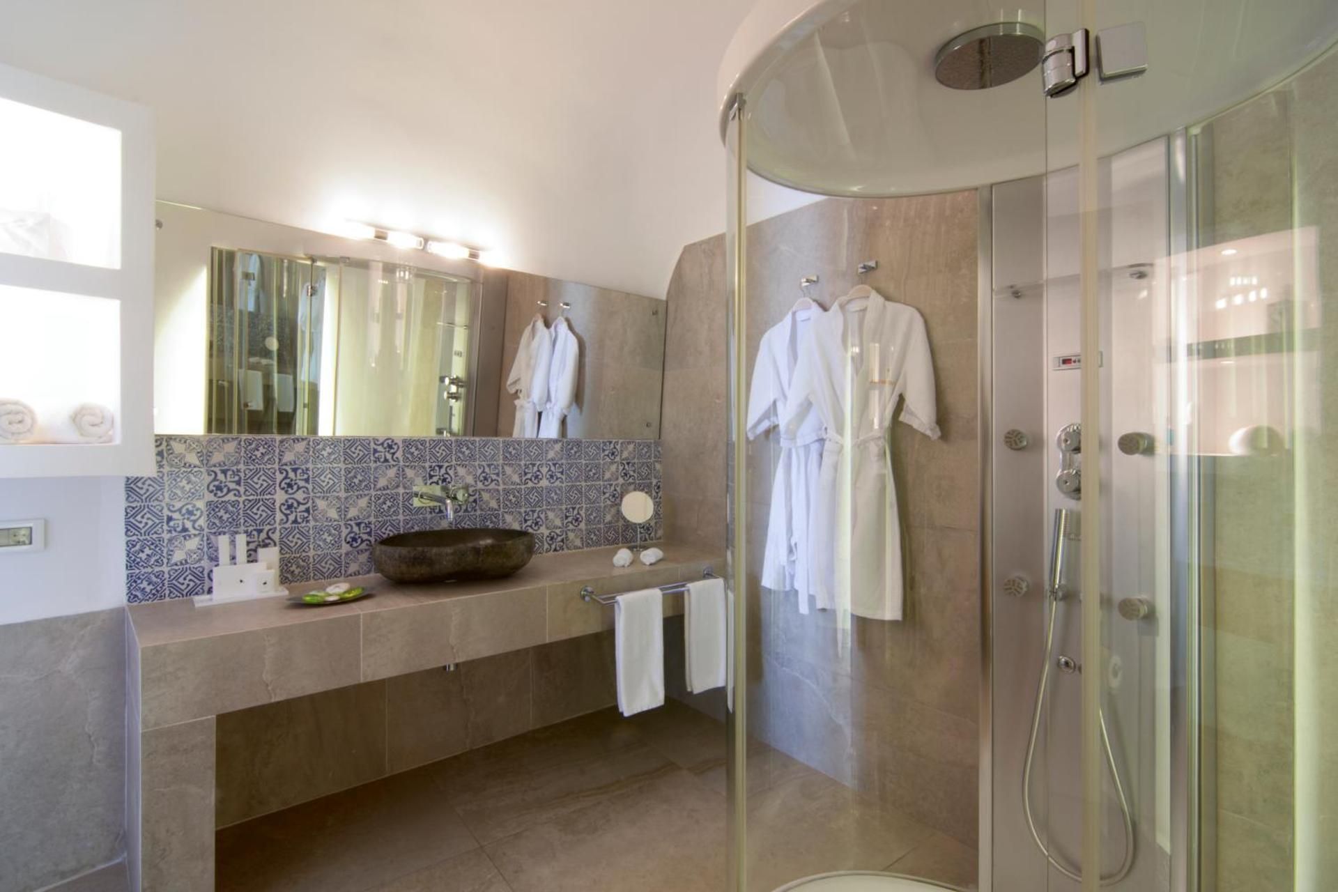 Honeymoon Suite with Private Pool