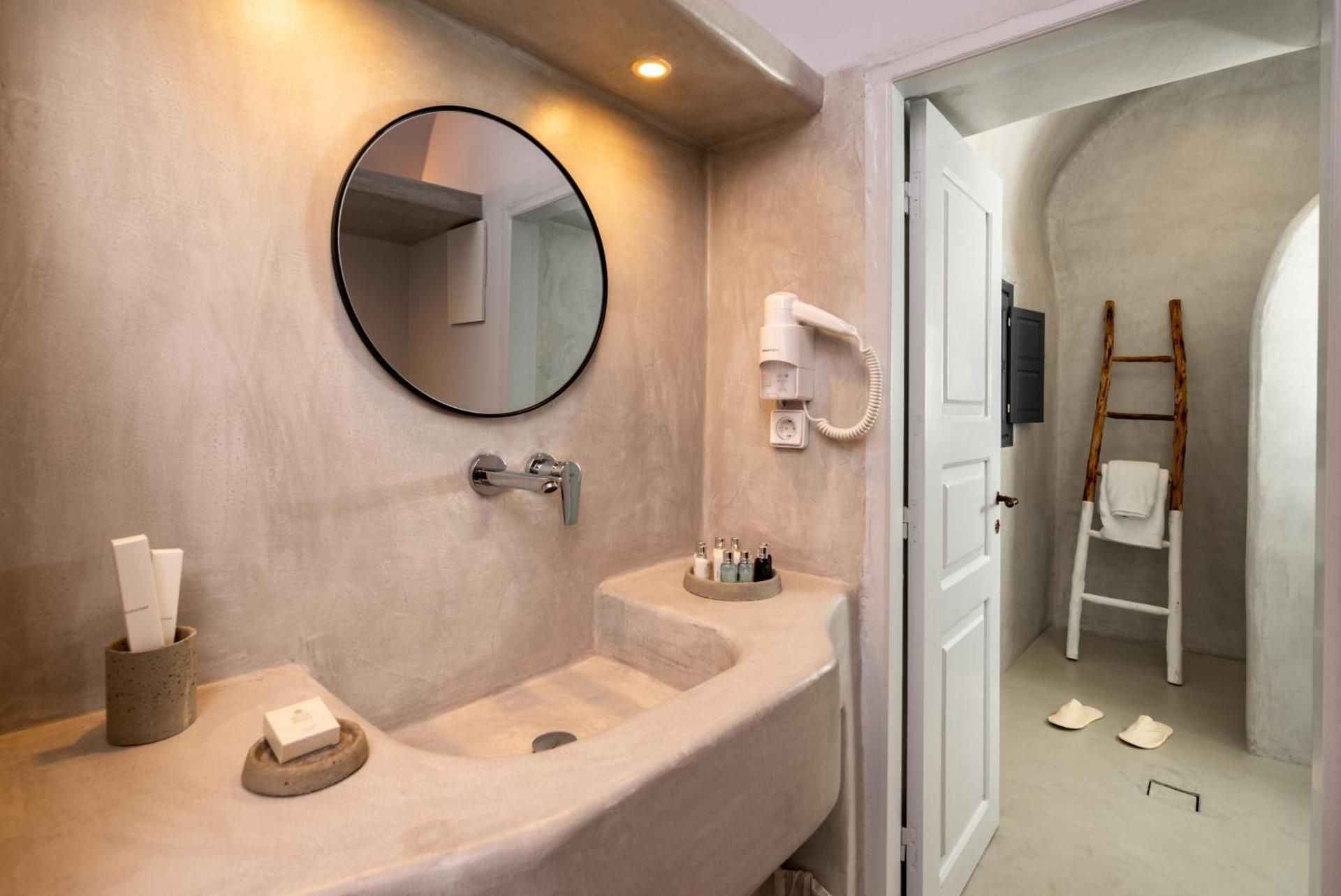 Premium Suite with jetted tub