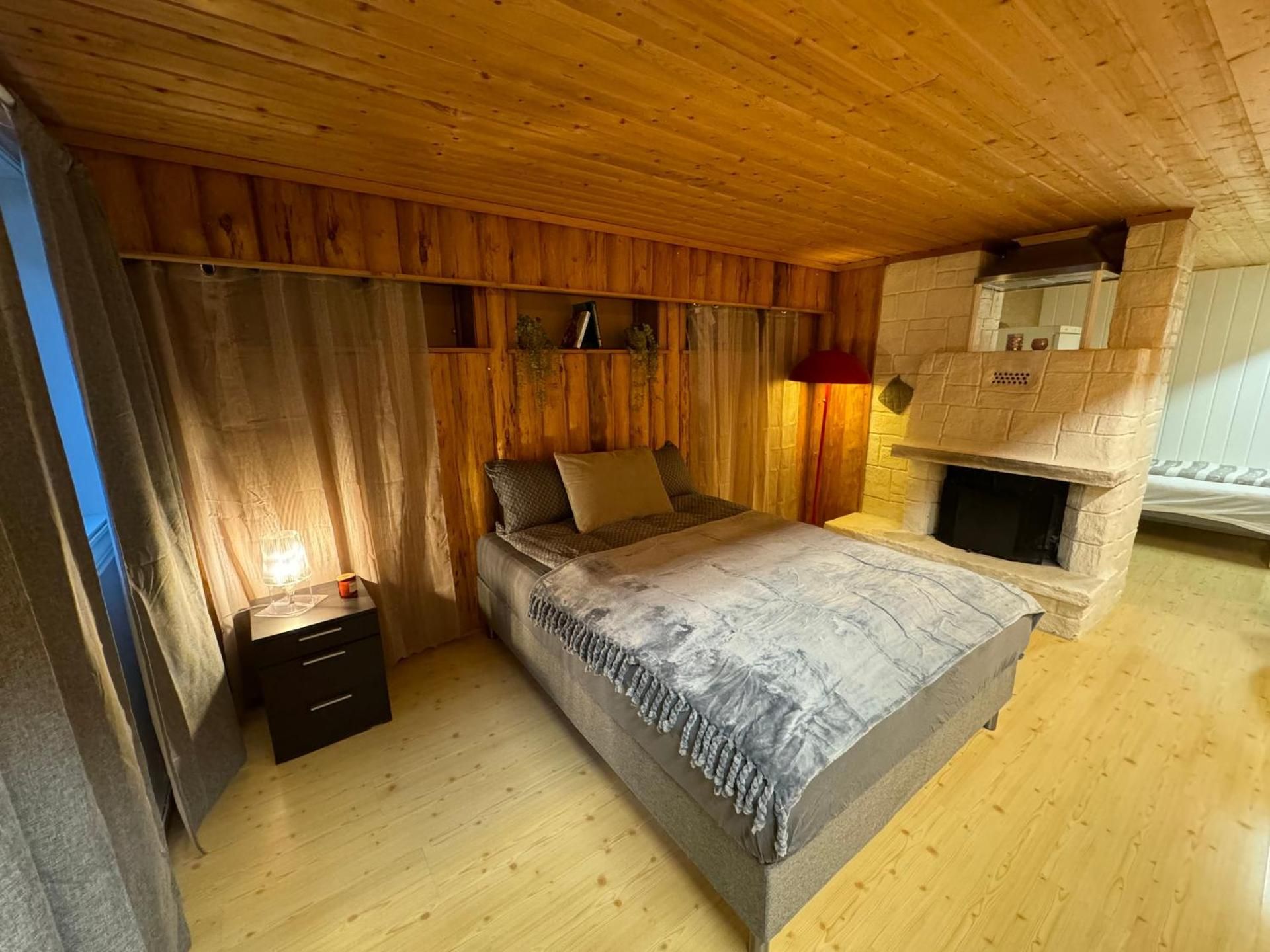 Studio Apartment with King Bed