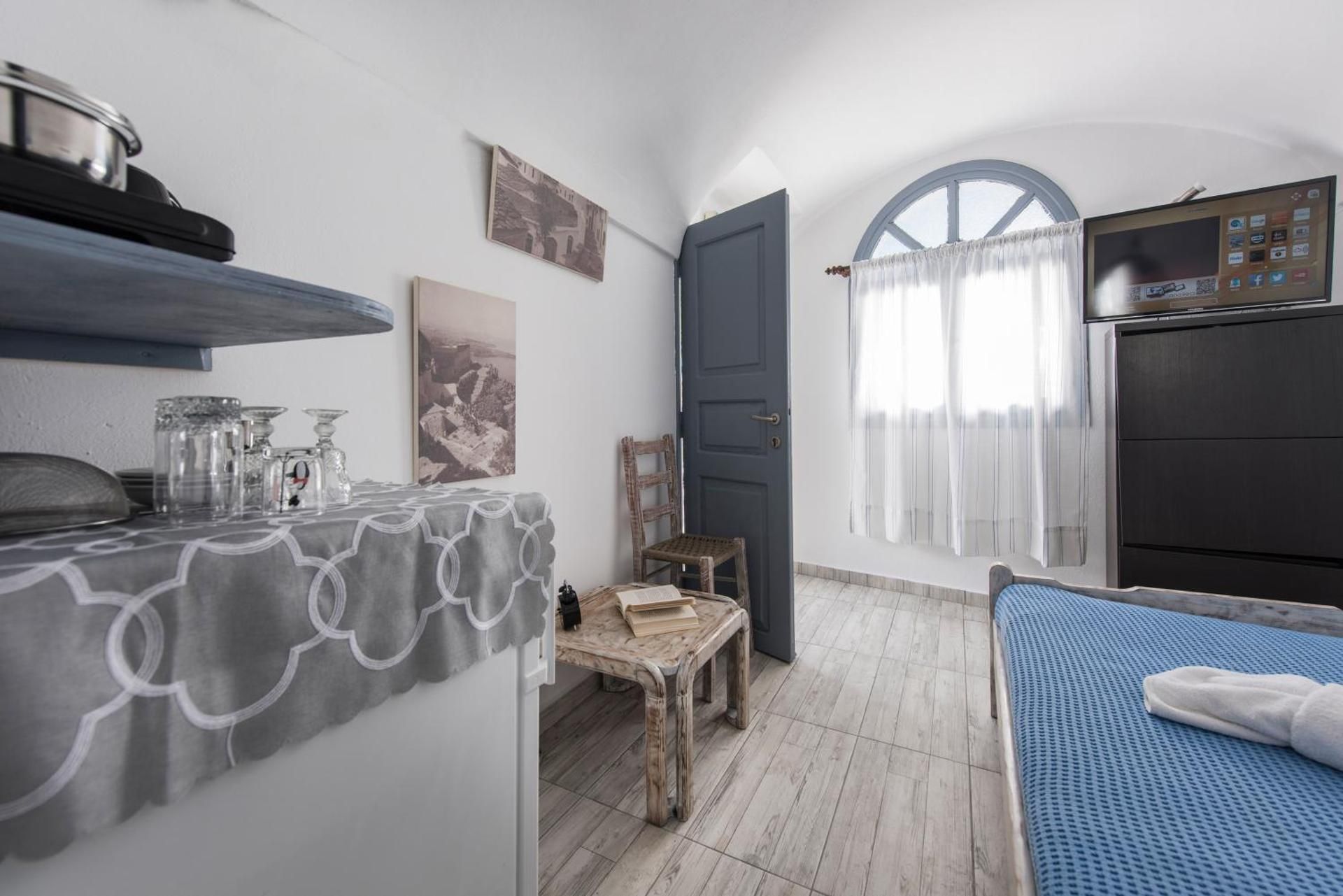 Studio (1 Adult)