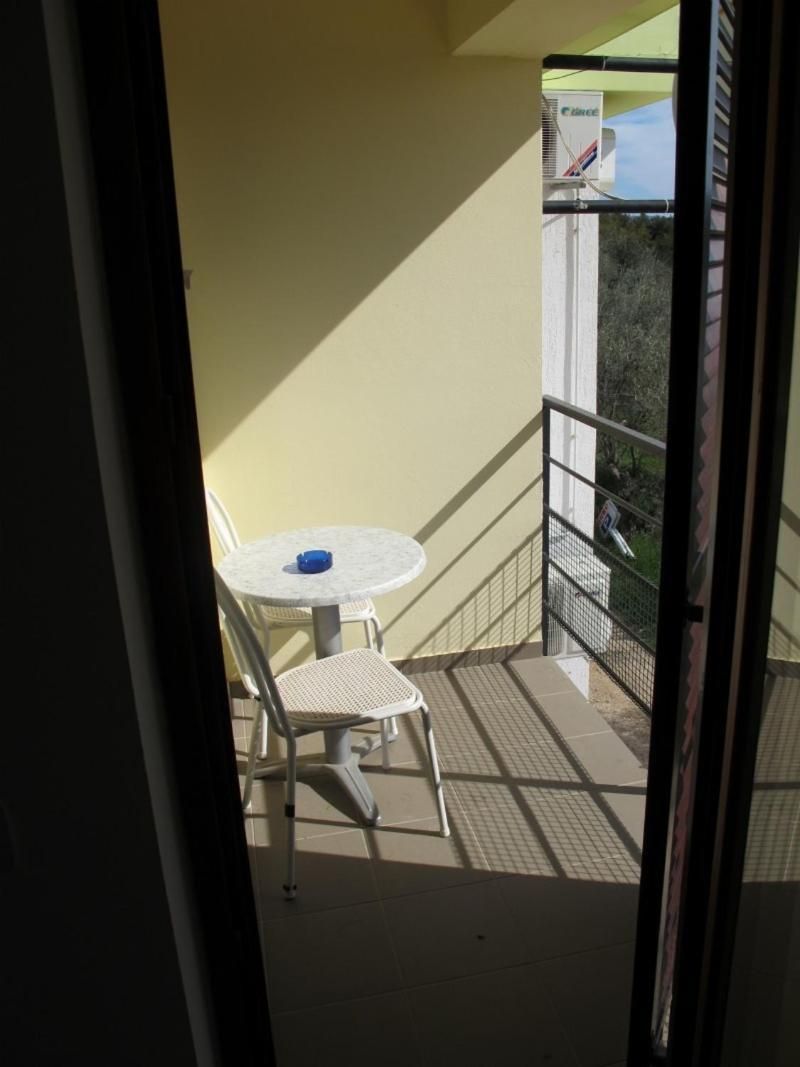 Single Room with Balcony and Sea View