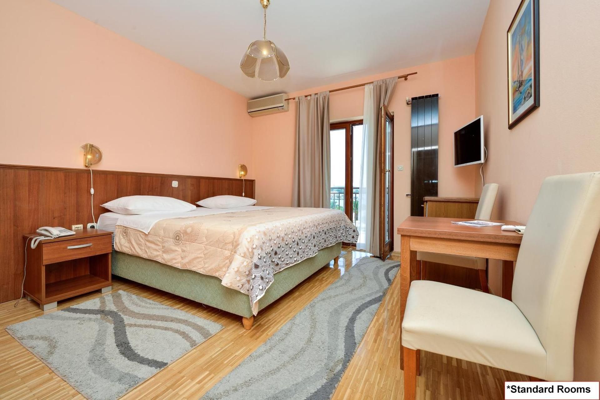 Double Room with Balcony and Sea View