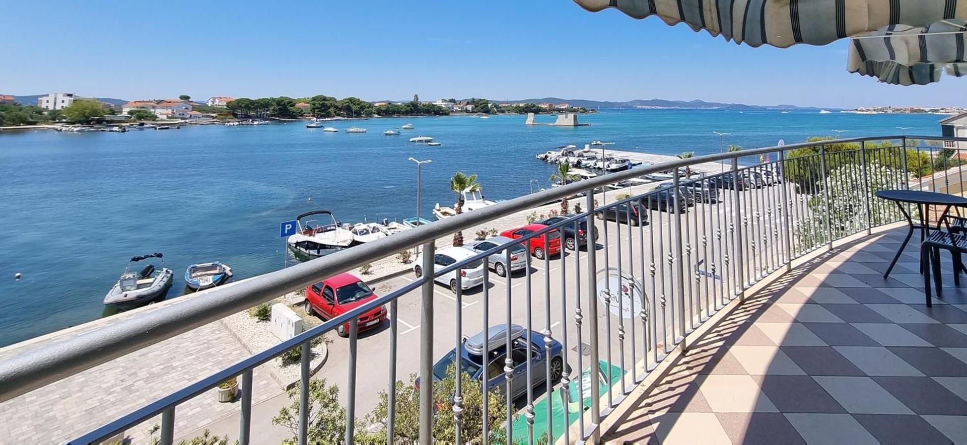 Deluxe Double Room with Balcony and Sea View