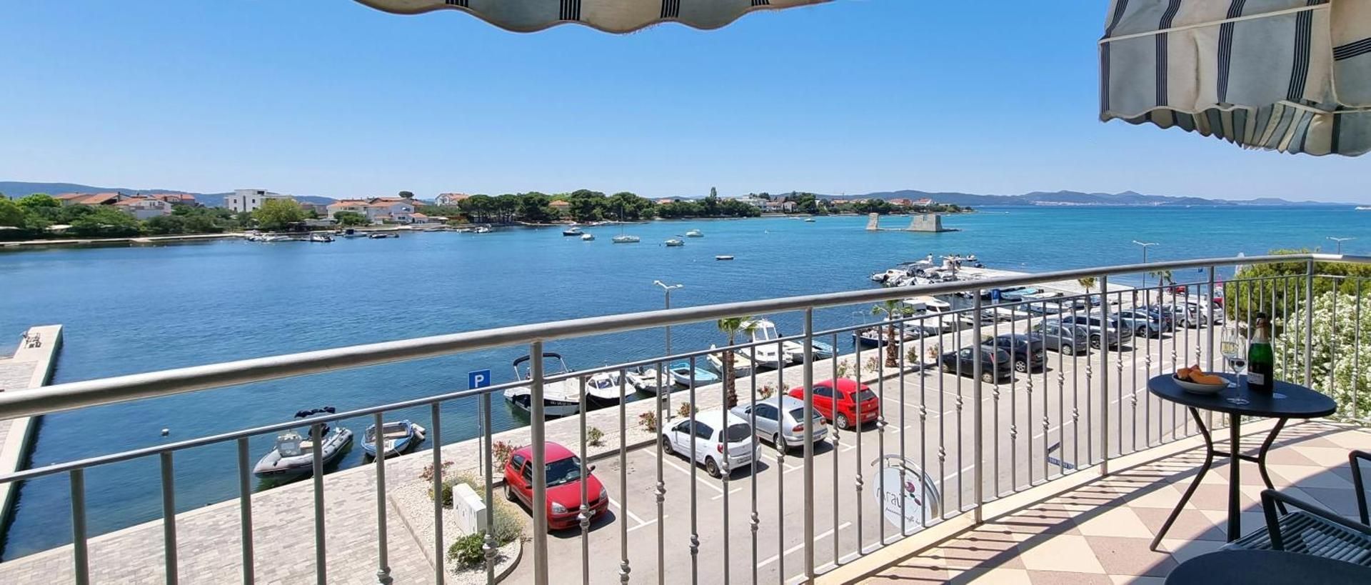 Deluxe Double Room with Balcony and Sea View
