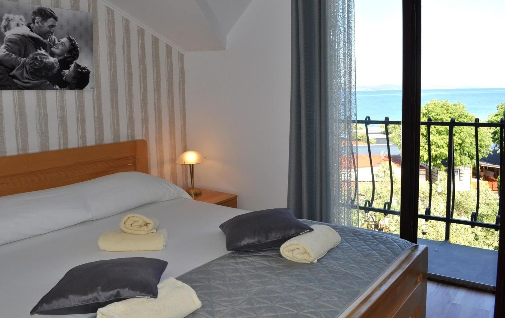Double Room with Balcony and Sea View