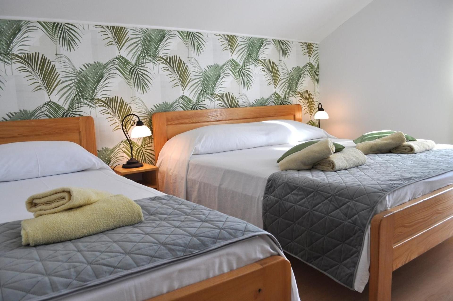 Triple Room with City View