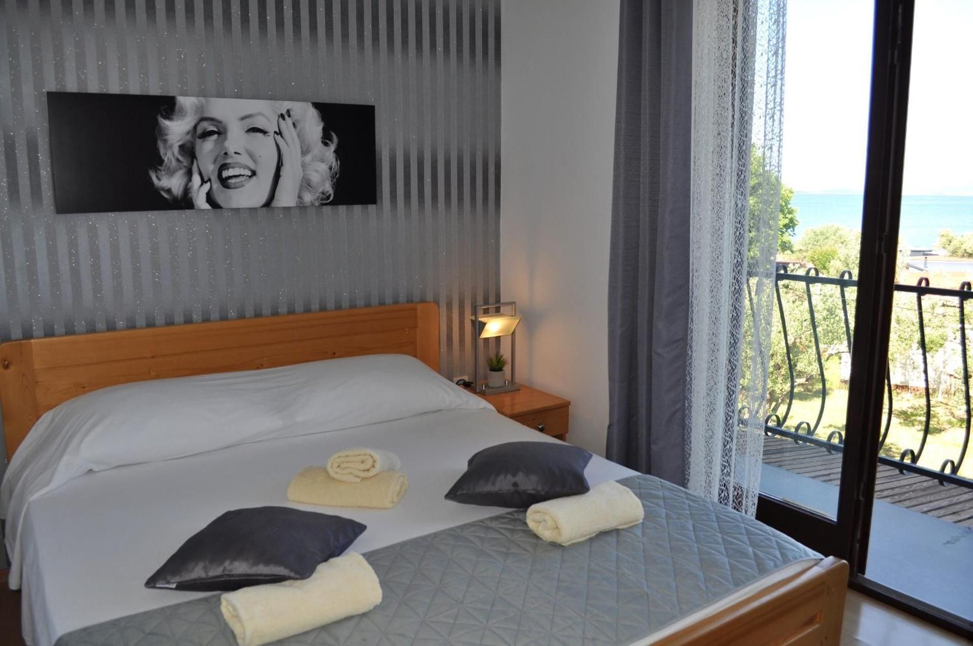 Double Room with Balcony and Sea View