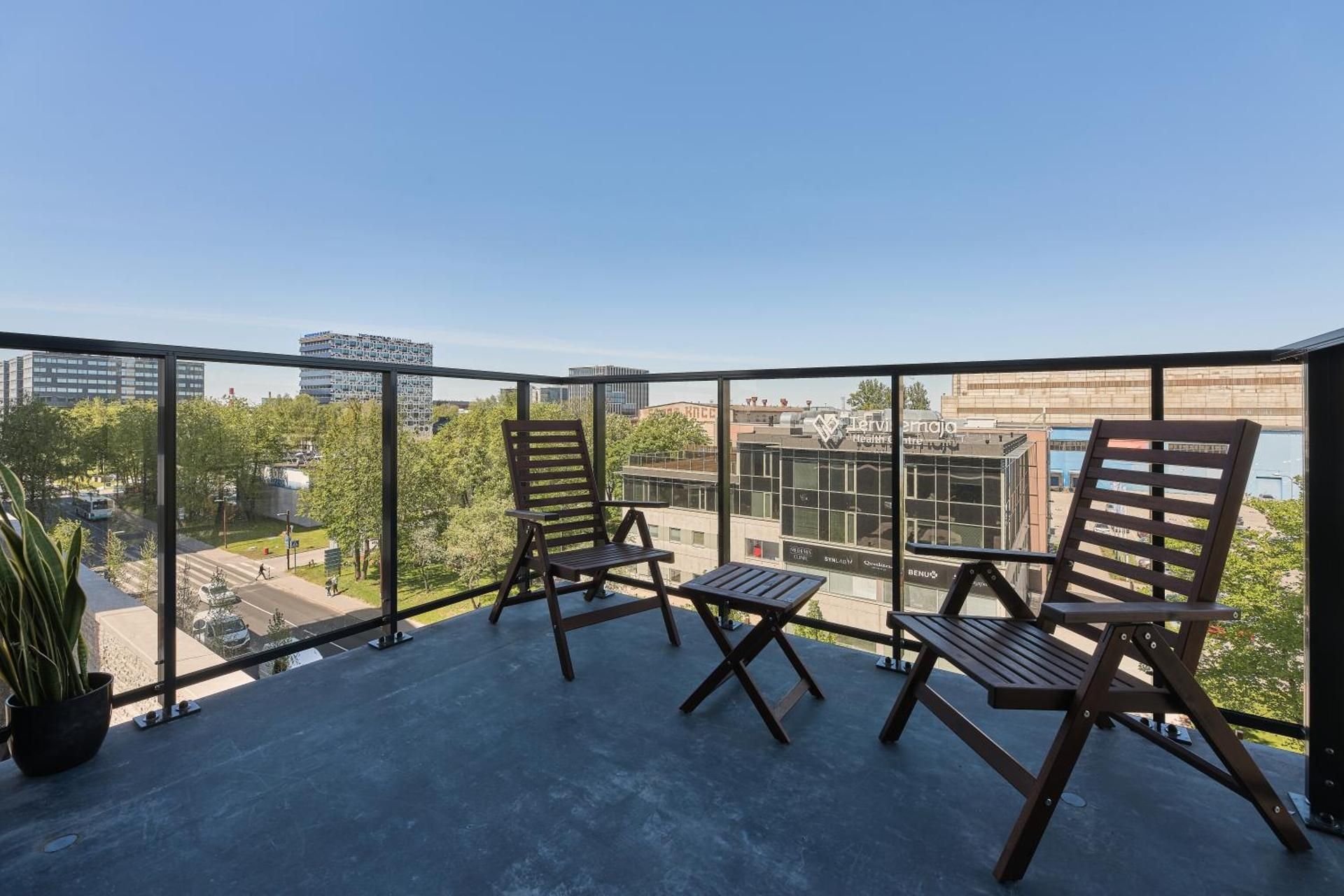 Studio with Balcony