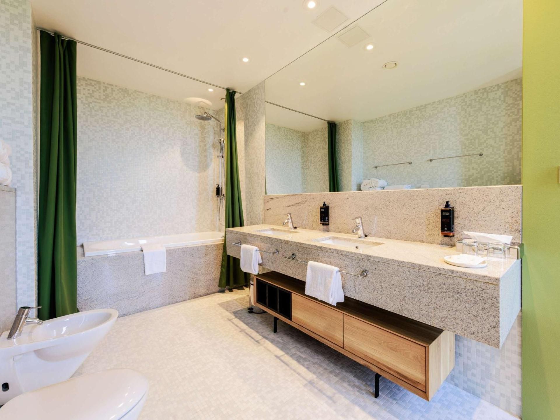 Suite with One Double Bed