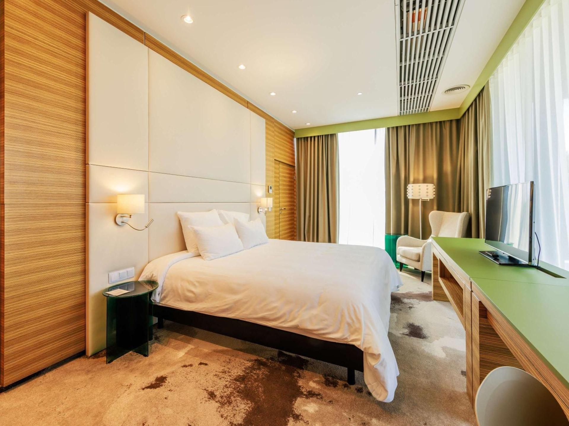 Suite with One Double Bed