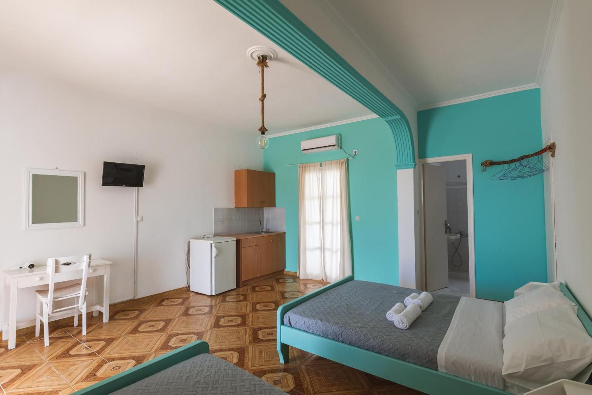 Blue Life Hotel Triple Room 2