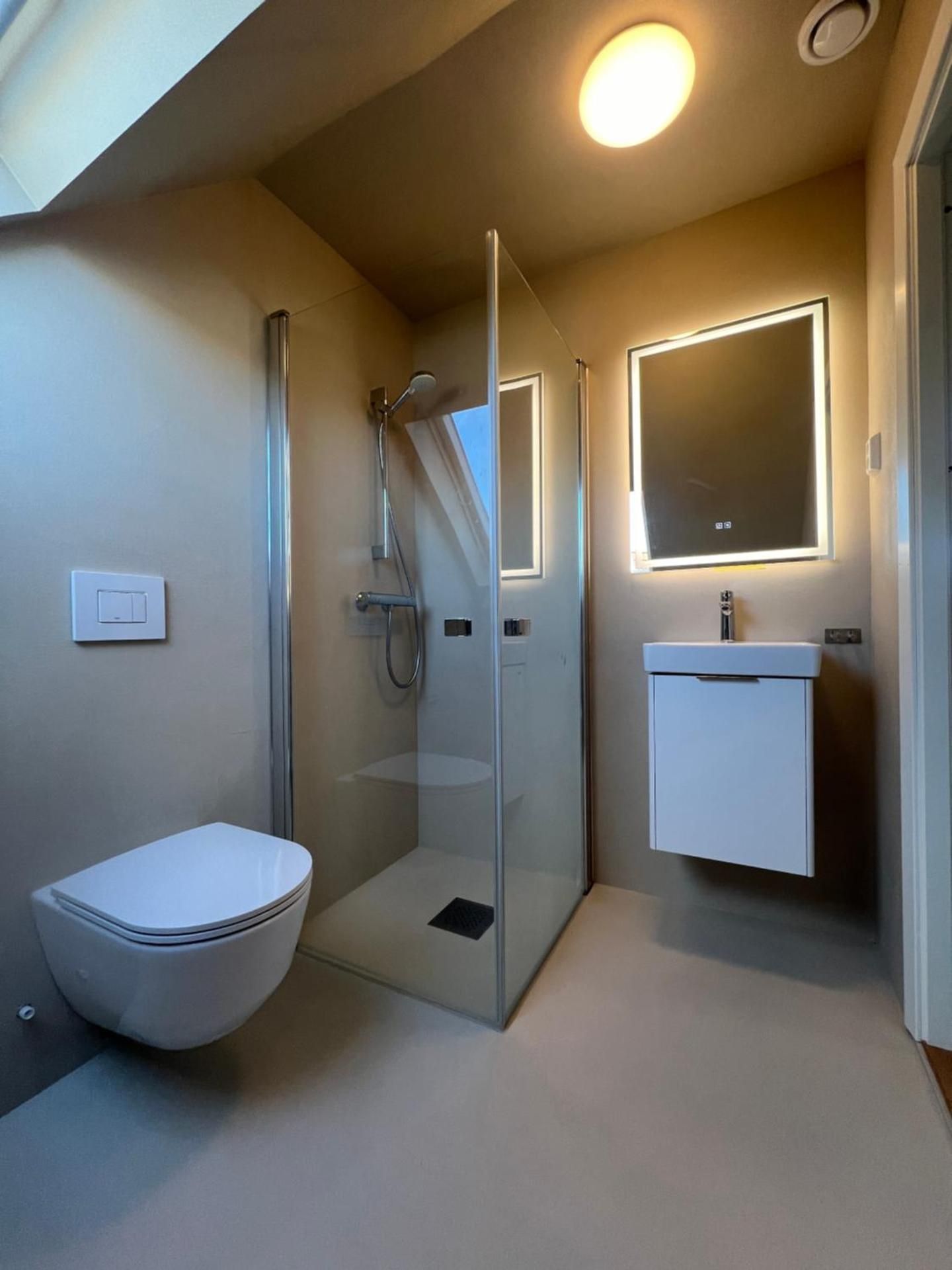 Double Room with Private Bathroom