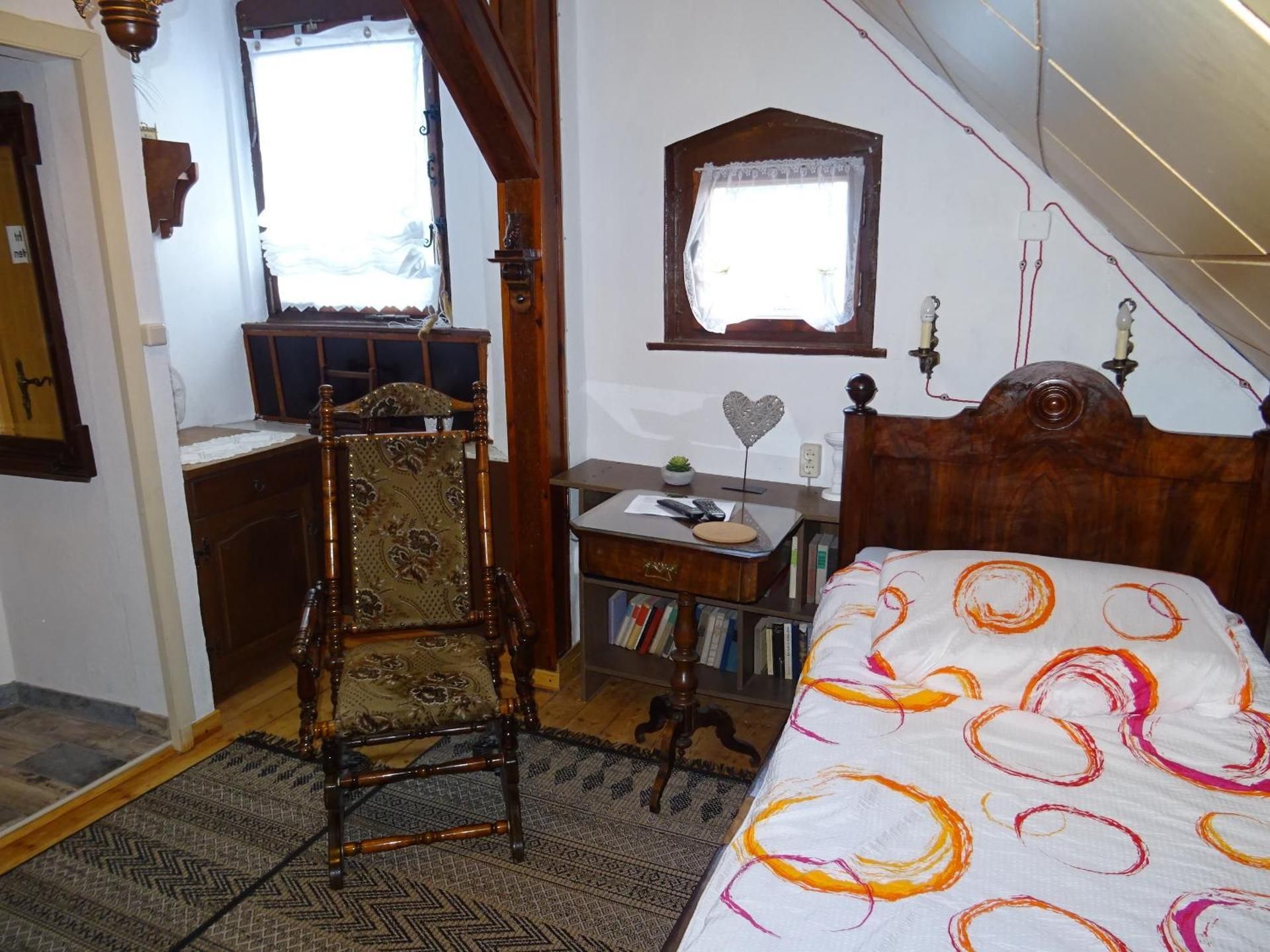 Single Room With Private Bathroom