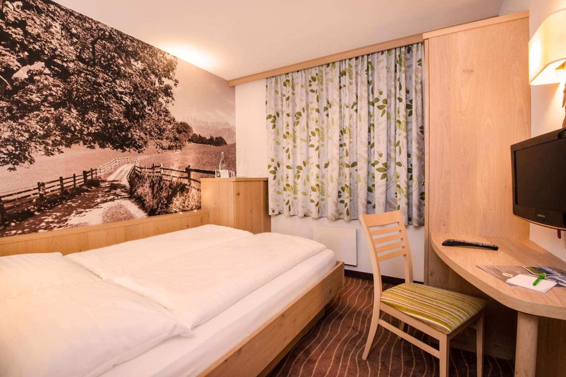 Economy Double Room