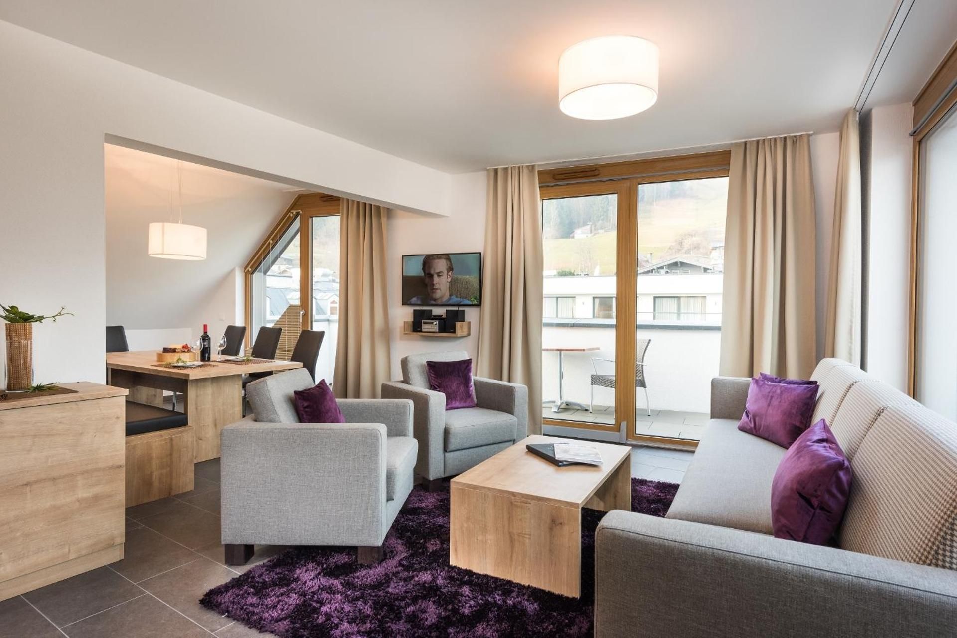 3-Bedroom Deluxe Apartment