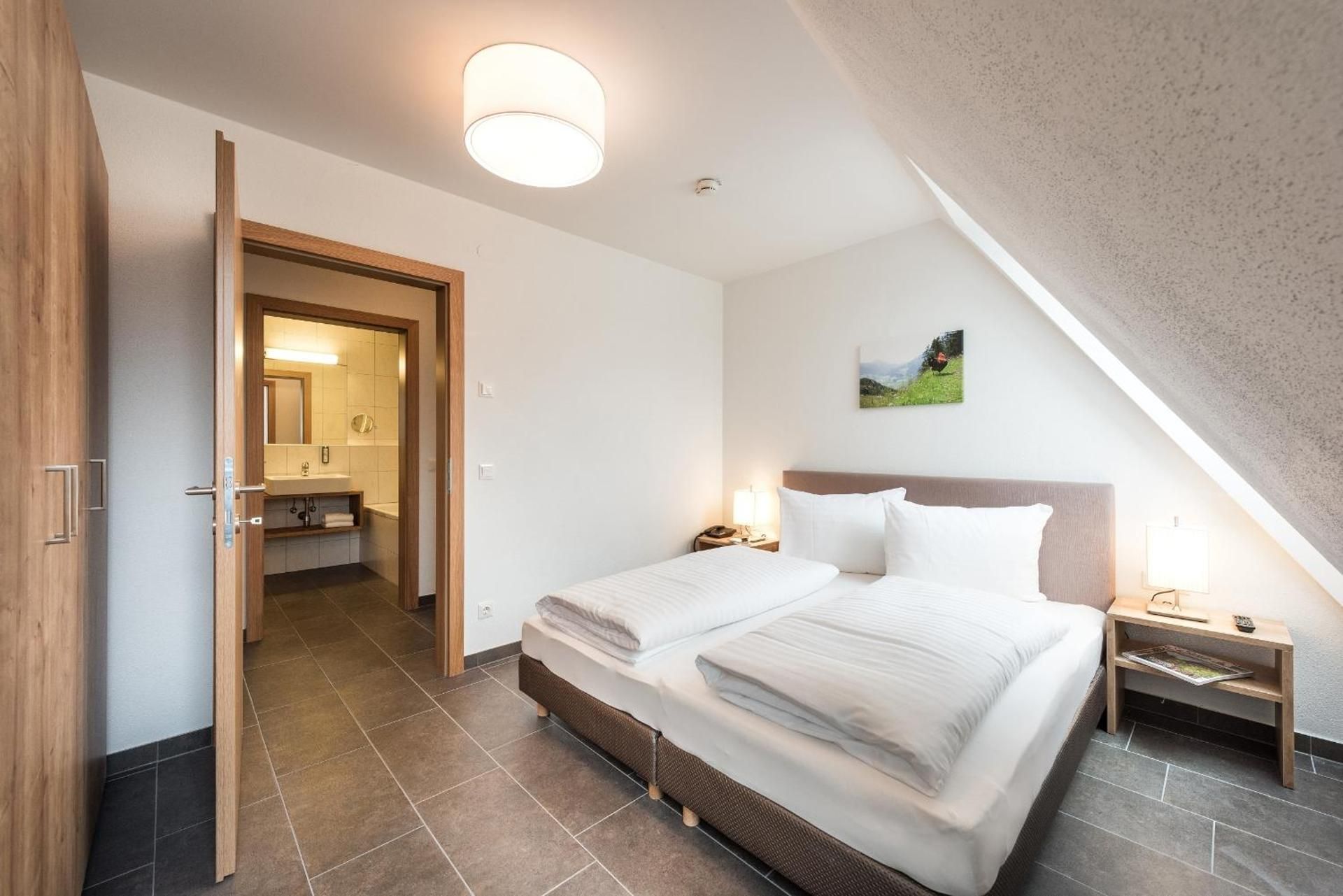 Deluxe Four-Bedroom Apartment