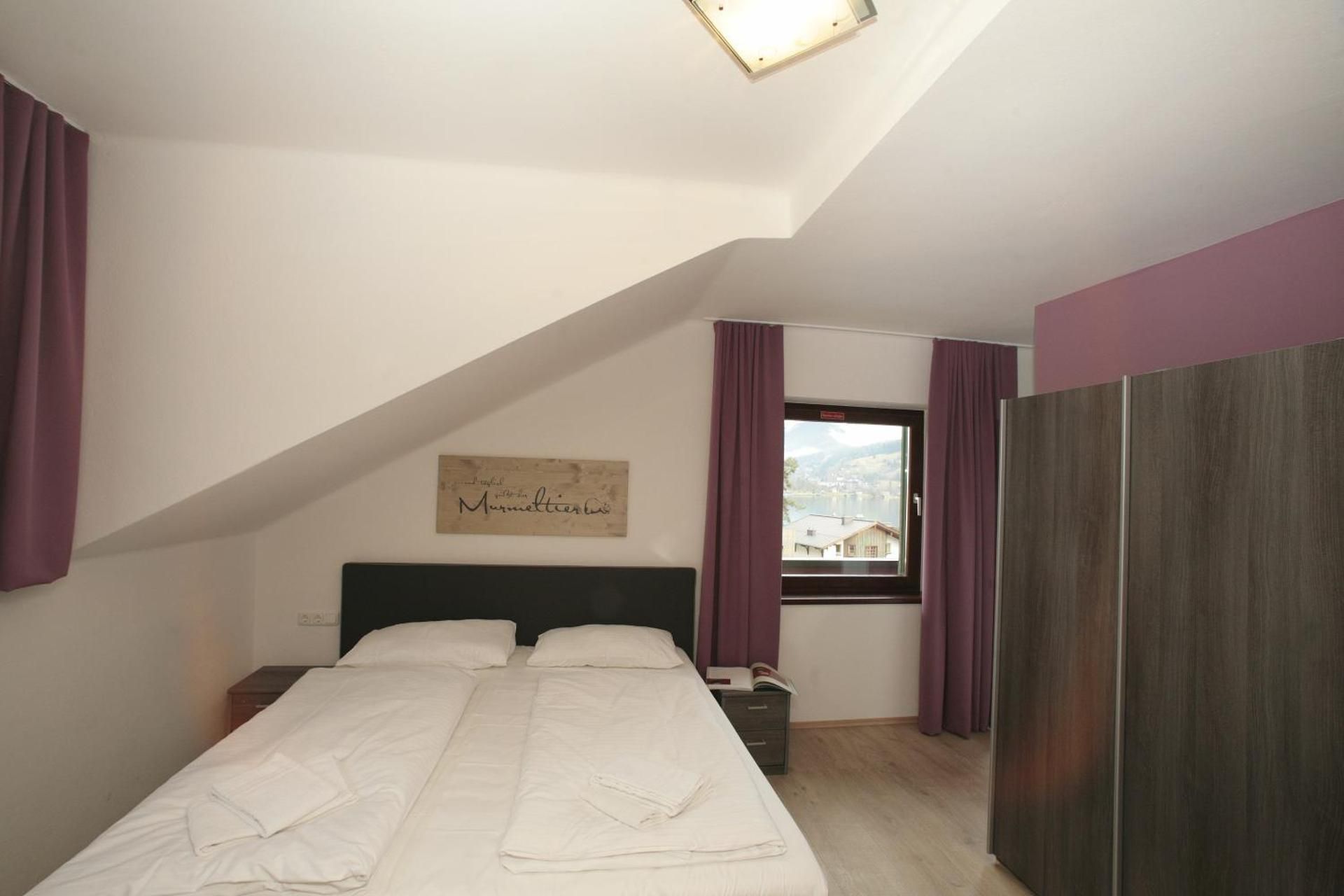 Small Double Room with Balcony and Lake View