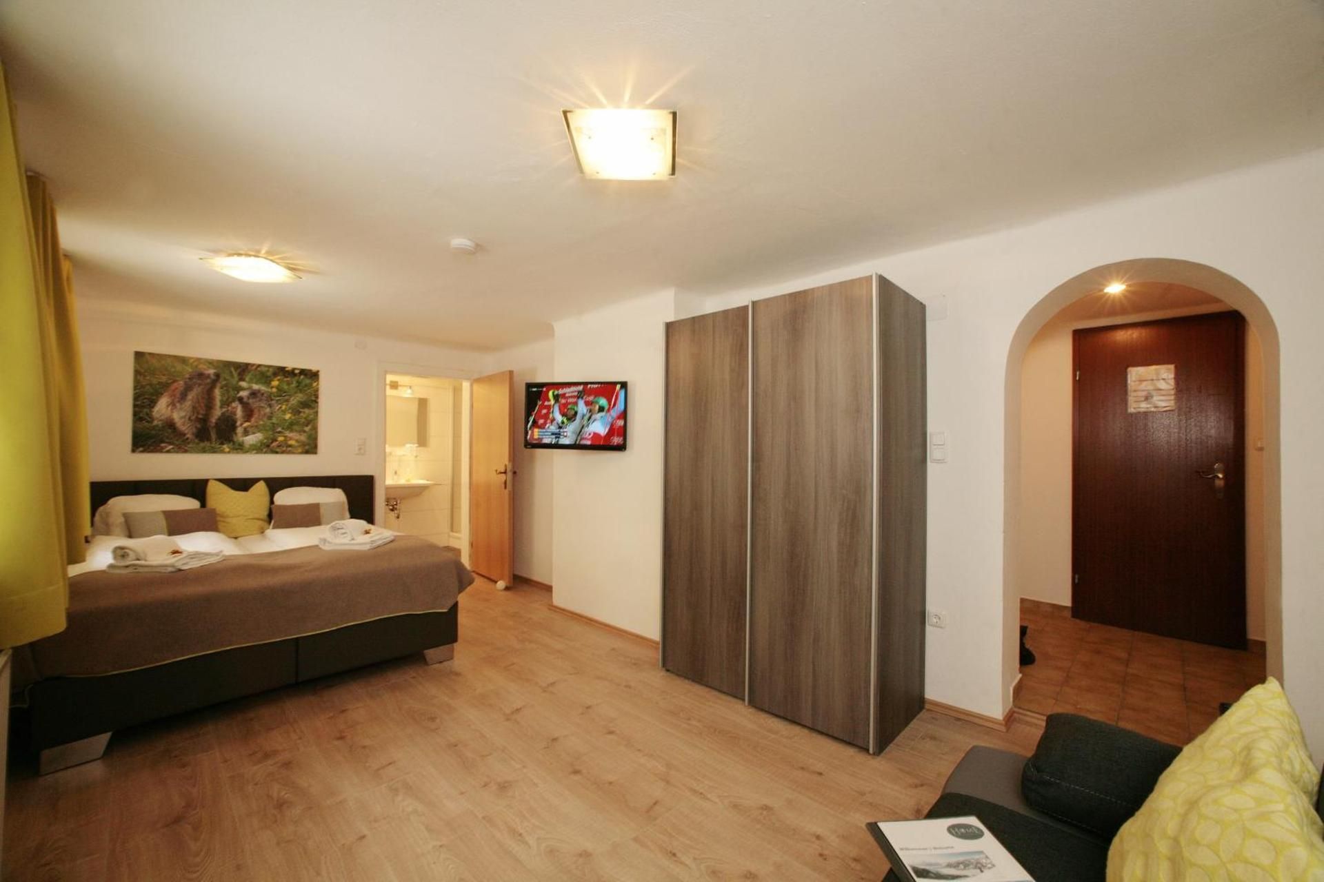 Double Room - Basement