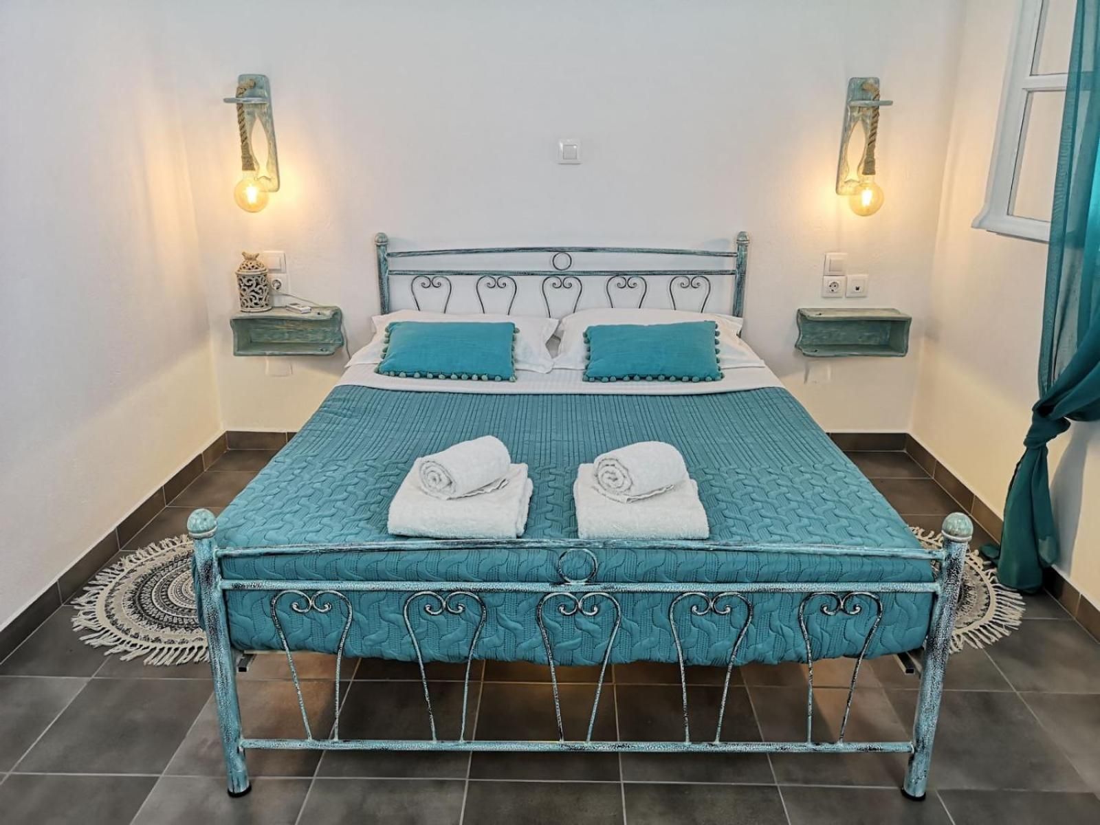 Apartment - Split Level