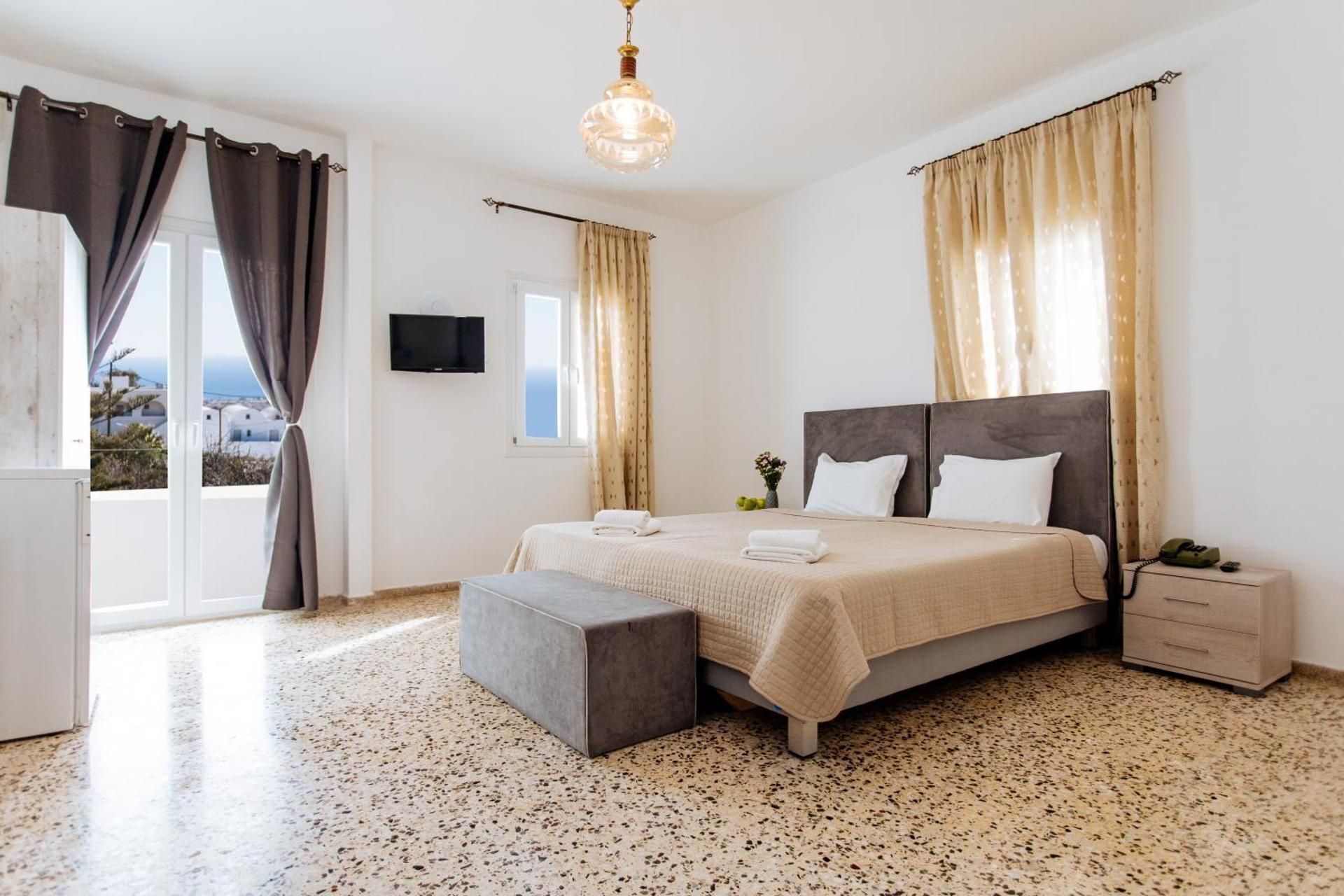 Nikos Hotel Standard Double or Twin Room