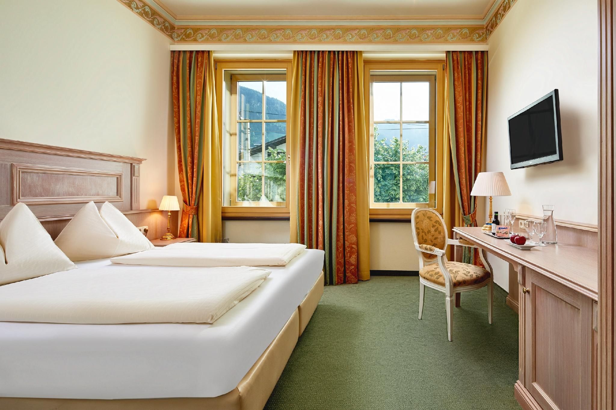 Double Room with Air Conditioning
