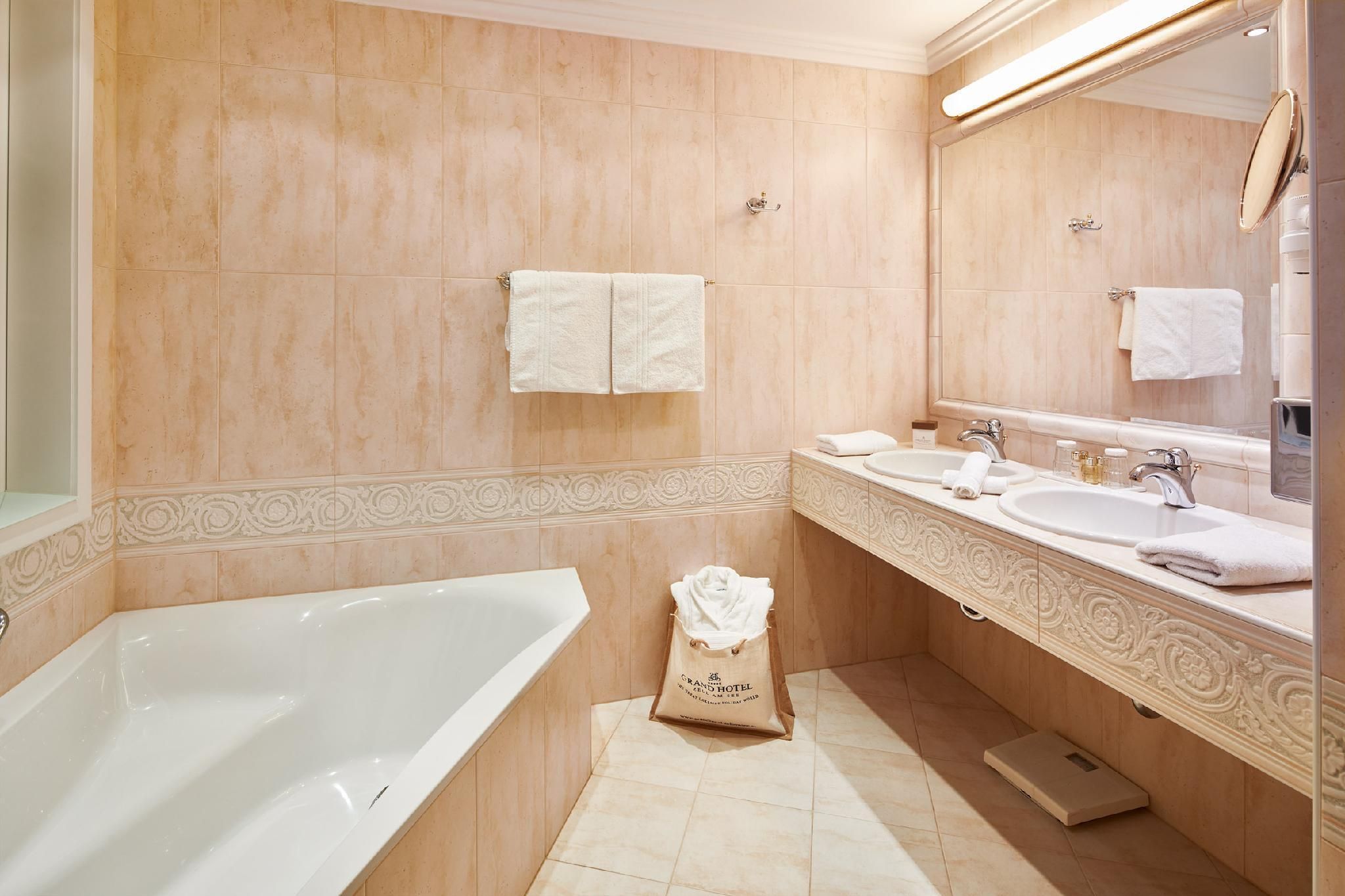 1 Double Bed with Sauna, No Smoking