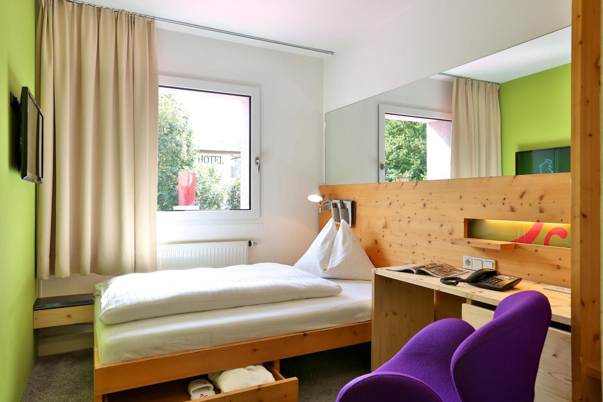 Single Room