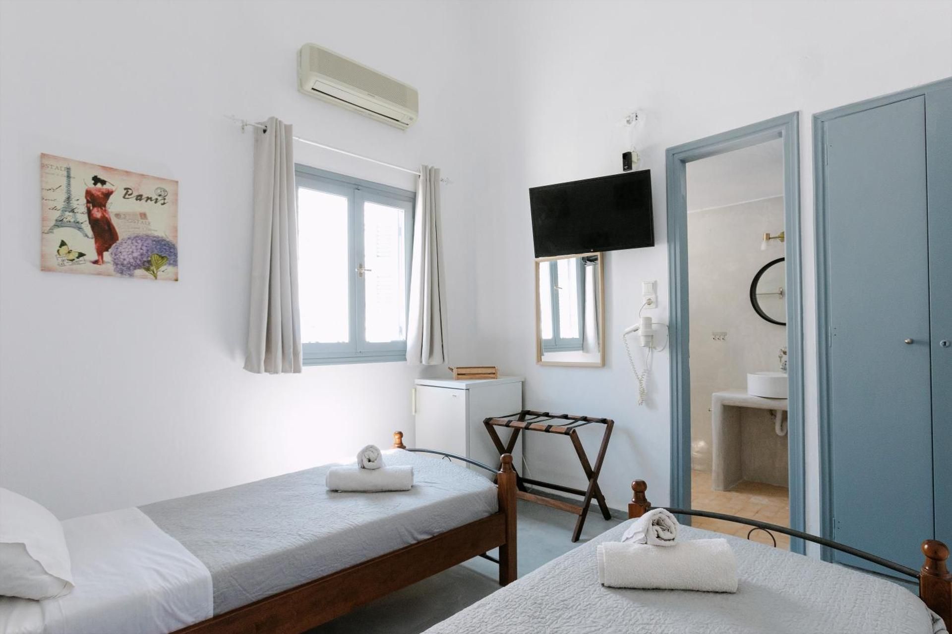 Seven Grapes - Karterados Standard Twin Room