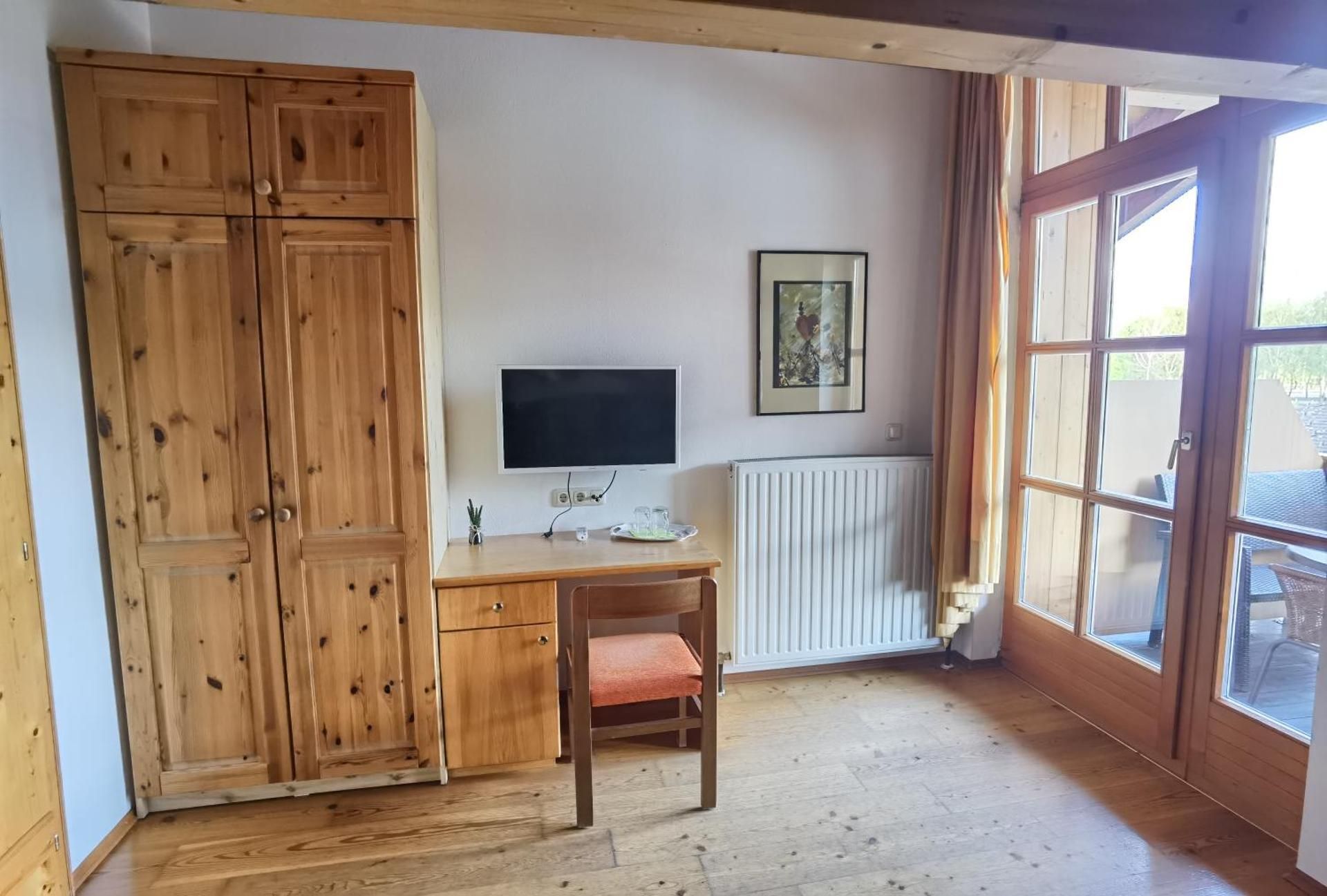 Junior Suite with Balcony