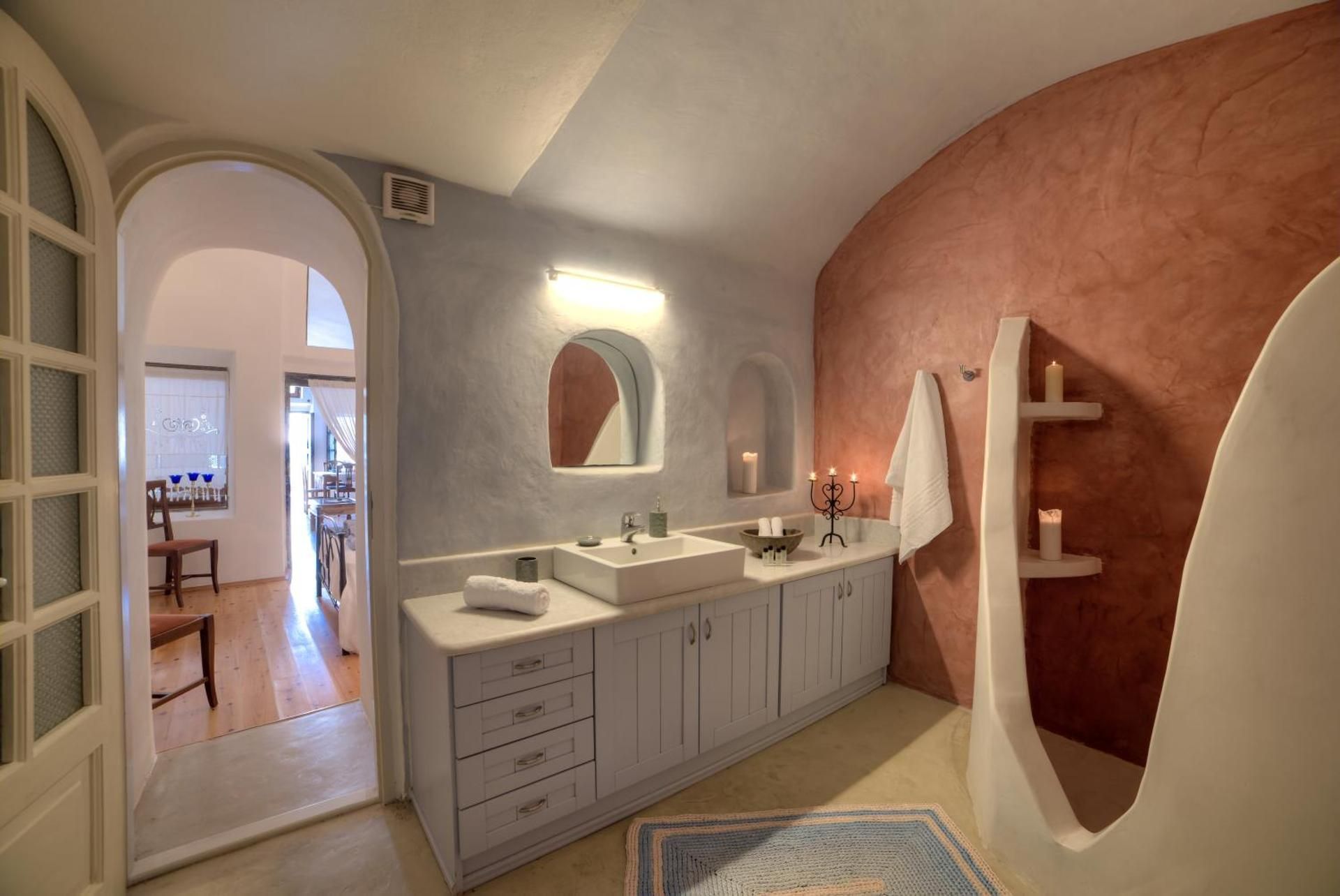 One-Bedroom Family Apartment