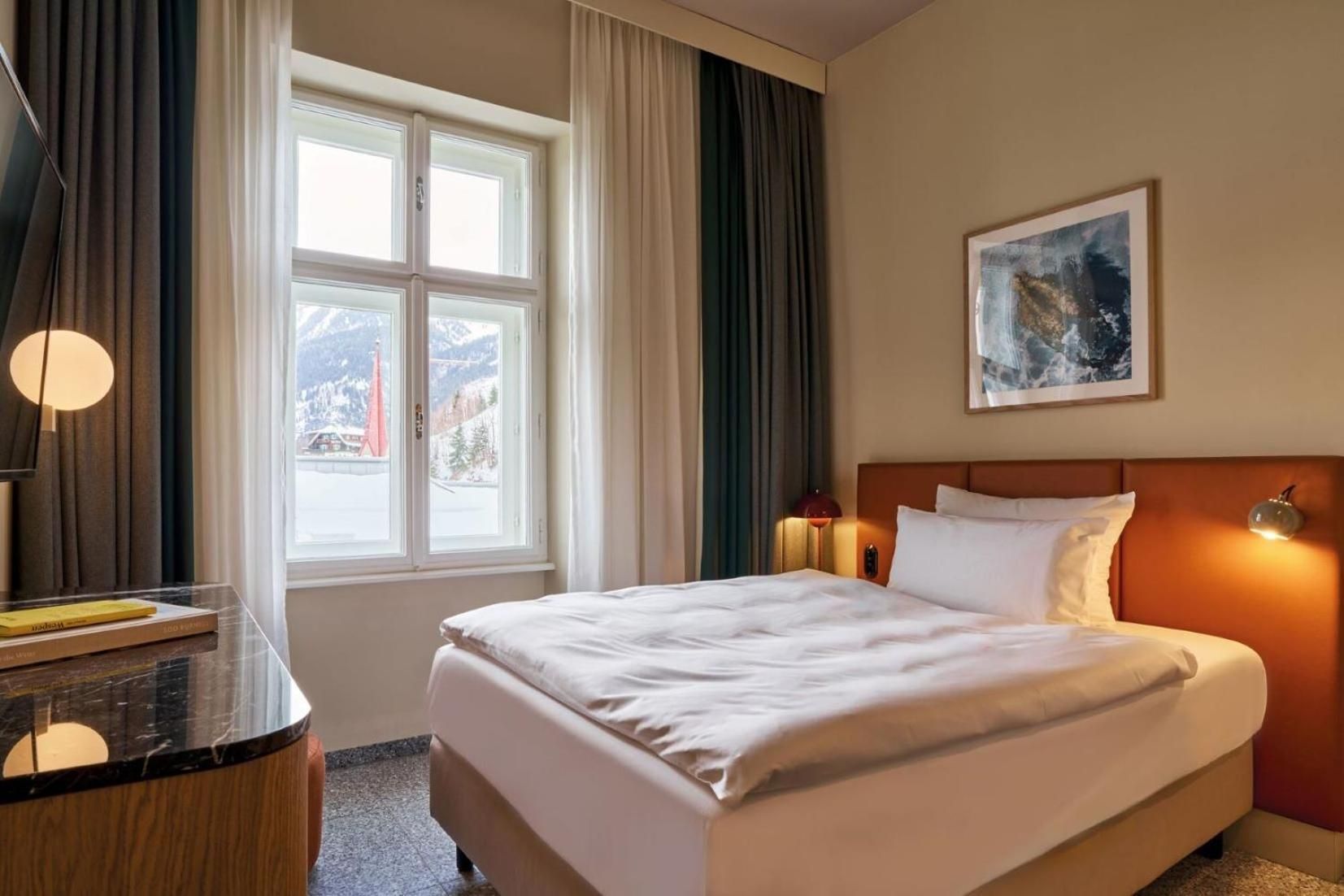 Small Single Room